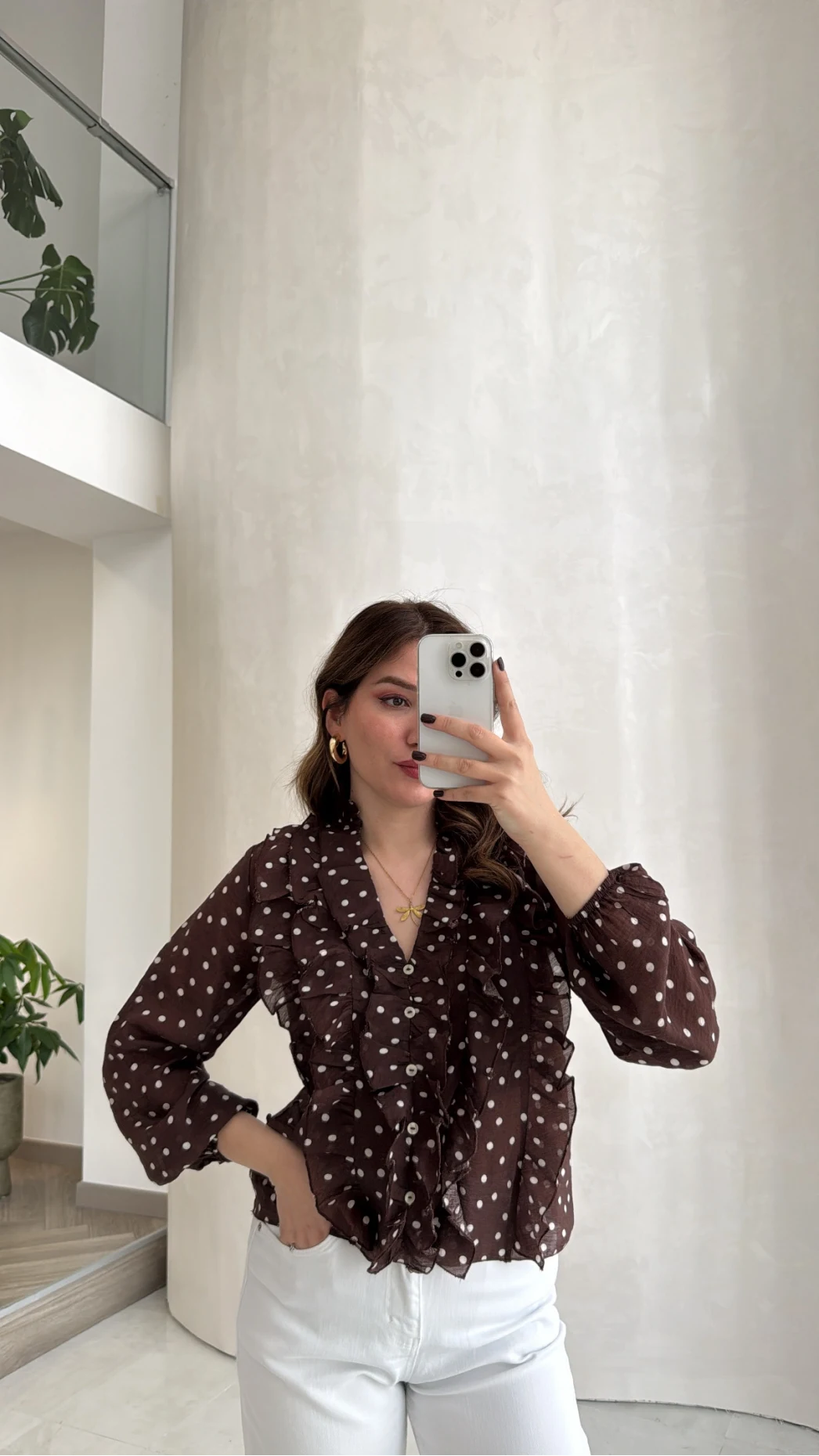 Fırfırlı Puantiye Desenli Gömlek - Kahverengi - Kod: 2271