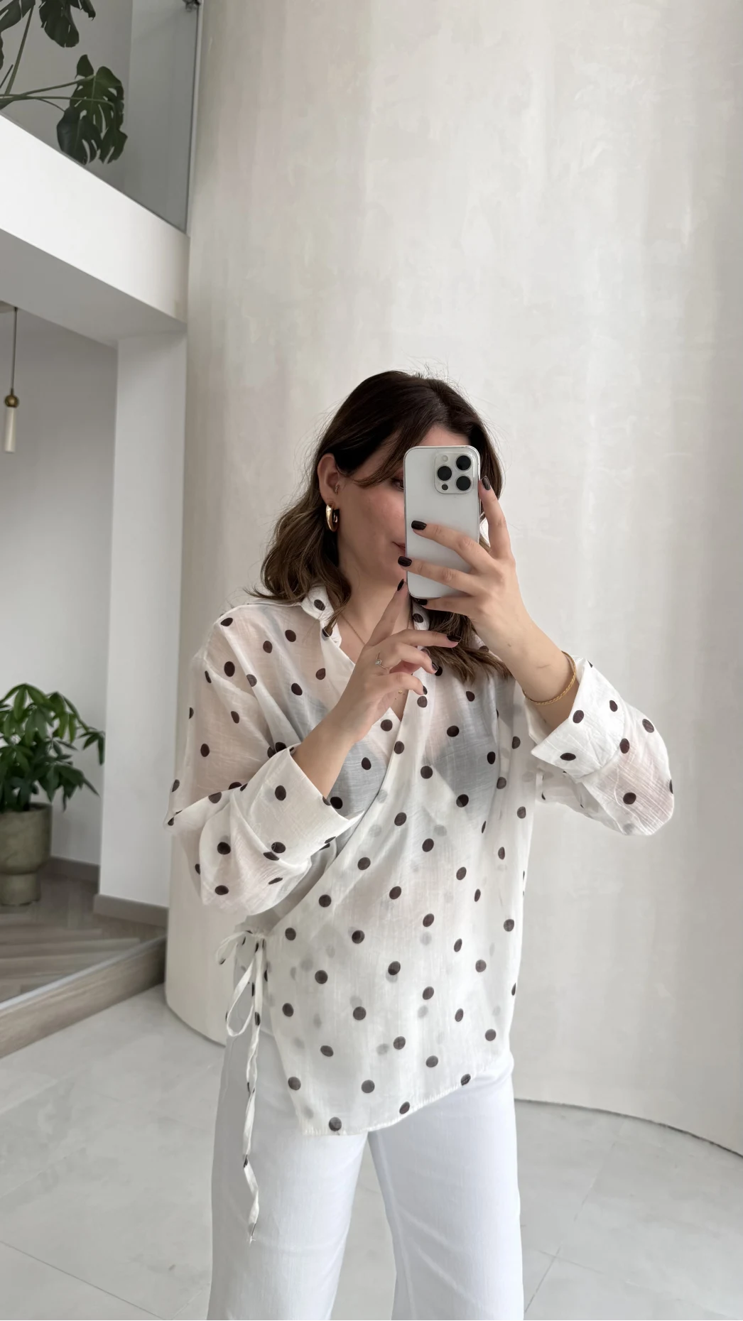 Beli Biyeli Puantiye Desen Gömlek Bluz - Ekru - Kod: 580938