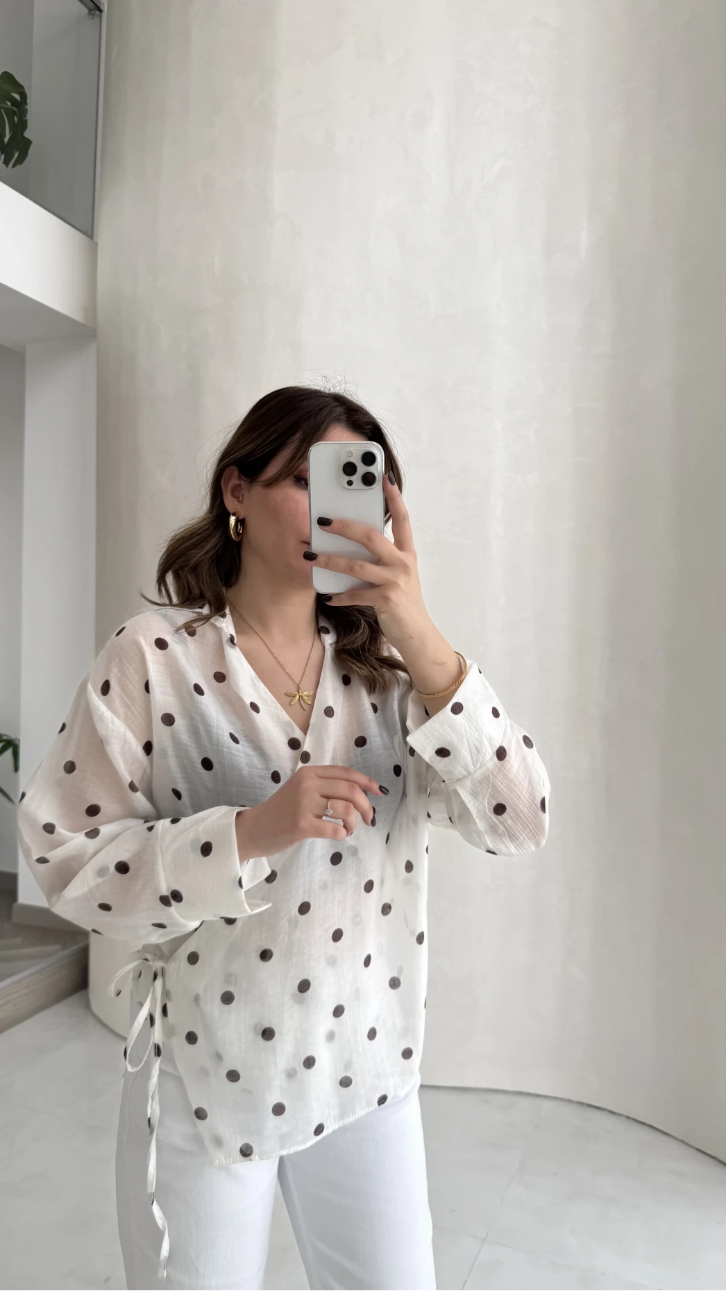 Beli Biyeli Puantiye Desen Gömlek Bluz - Ekru - Kod: 580938