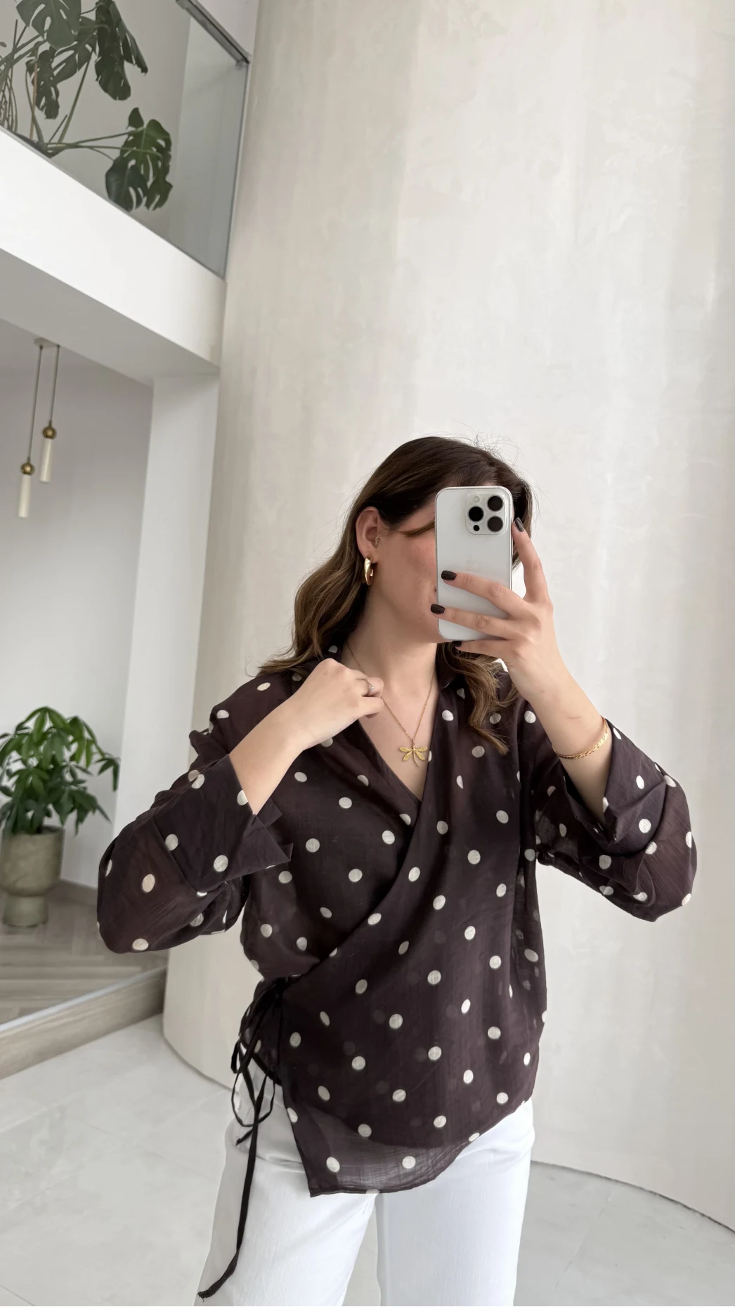 Beli Biyeli Puantiye Desen Gömlek Bluz - Kahverengi - Kod: 580938