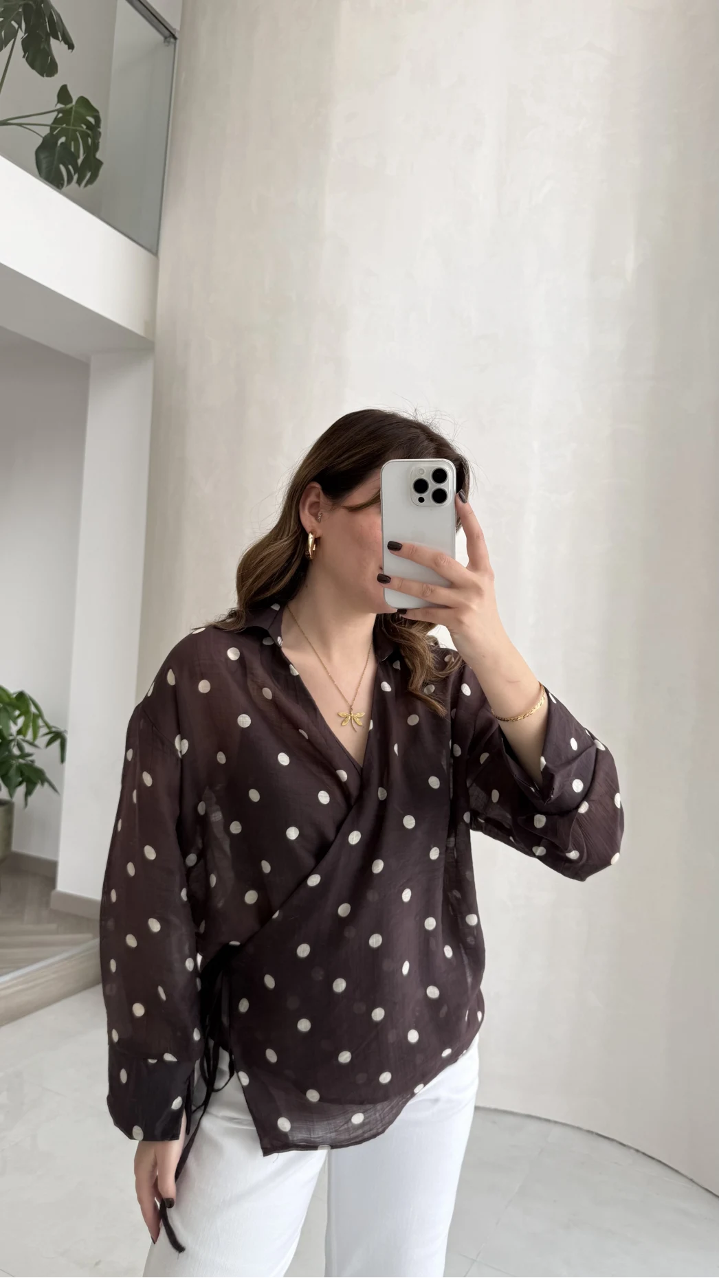 Beli Biyeli Puantiye Desen Gömlek Bluz - Kahverengi - Kod: 580938