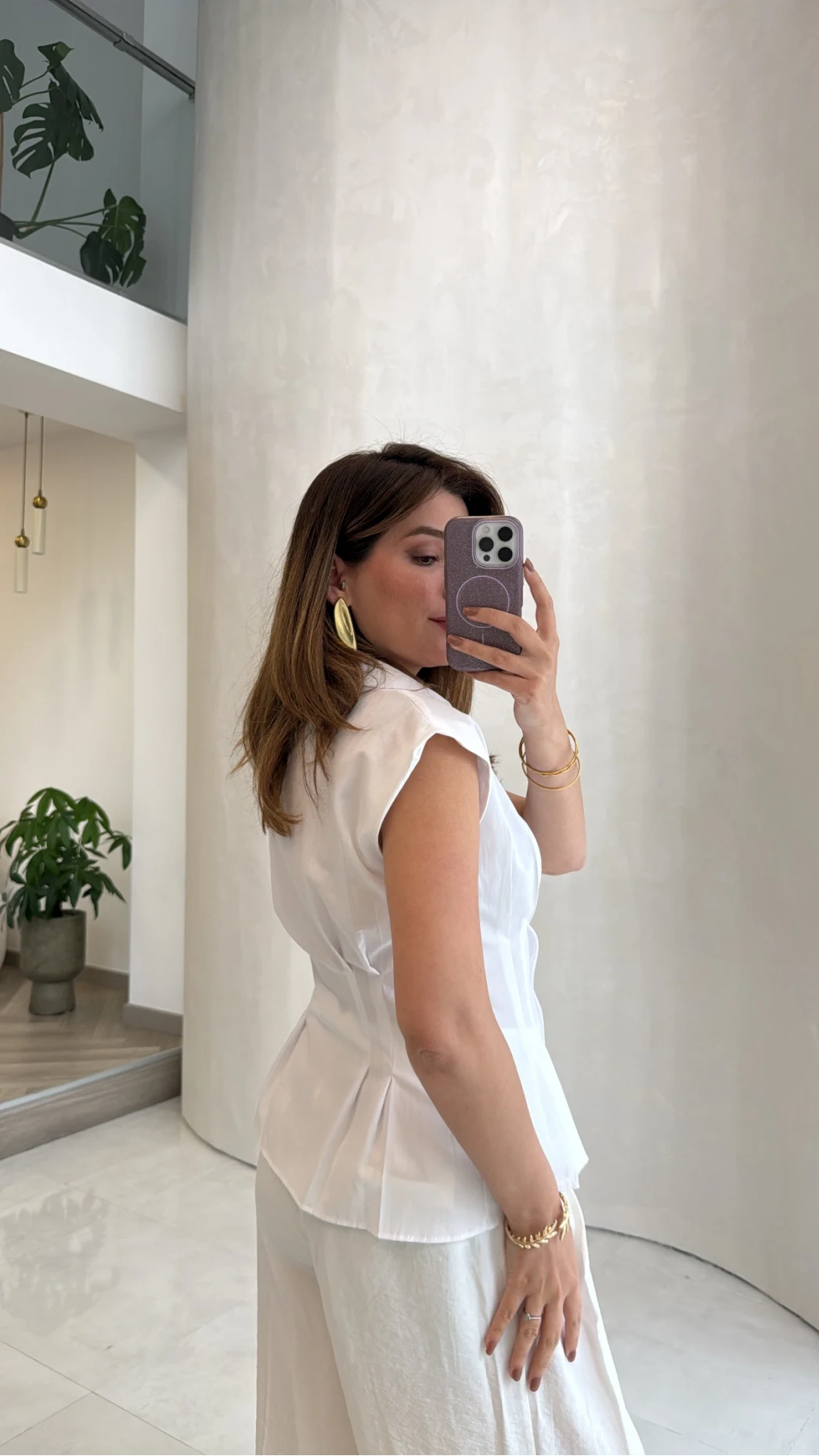 Miela Sıfır Kol Düğmeli Bluz - Beyaz - Kod: 2299