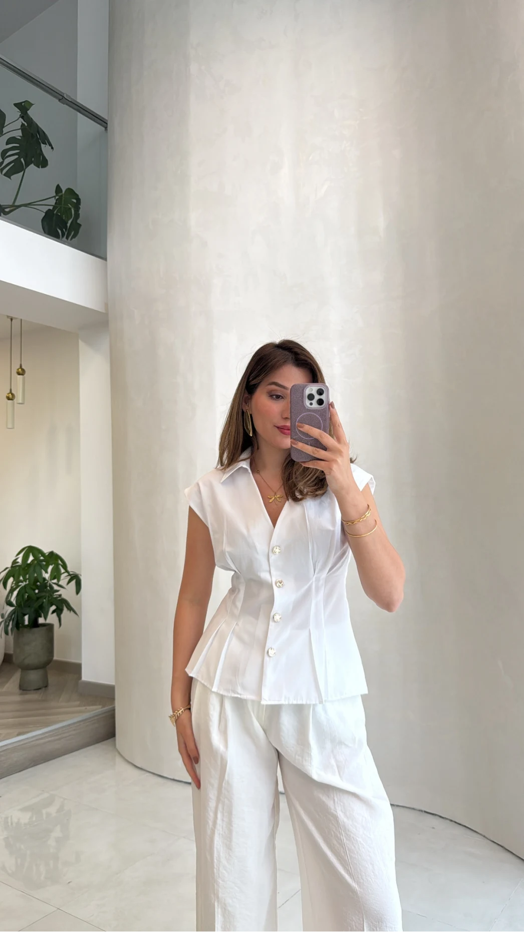 Miela Sıfır Kol Düğmeli Bluz - Beyaz - Kod: 2299