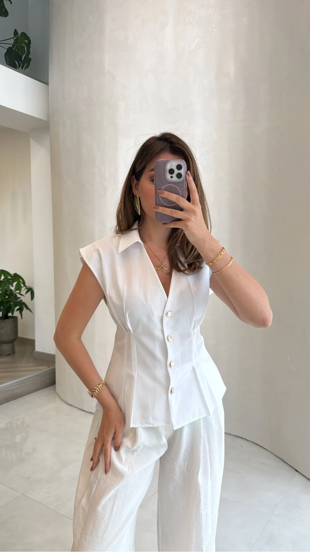 Miela Sıfır Kol Düğmeli Bluz - Beyaz - Kod: 2299