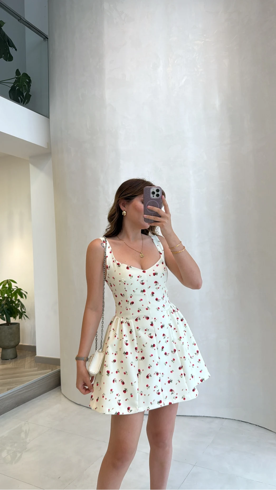 Çiçekli Beli Büzgülü Askılı Mini Elbise - Ekru - Kod: 8282