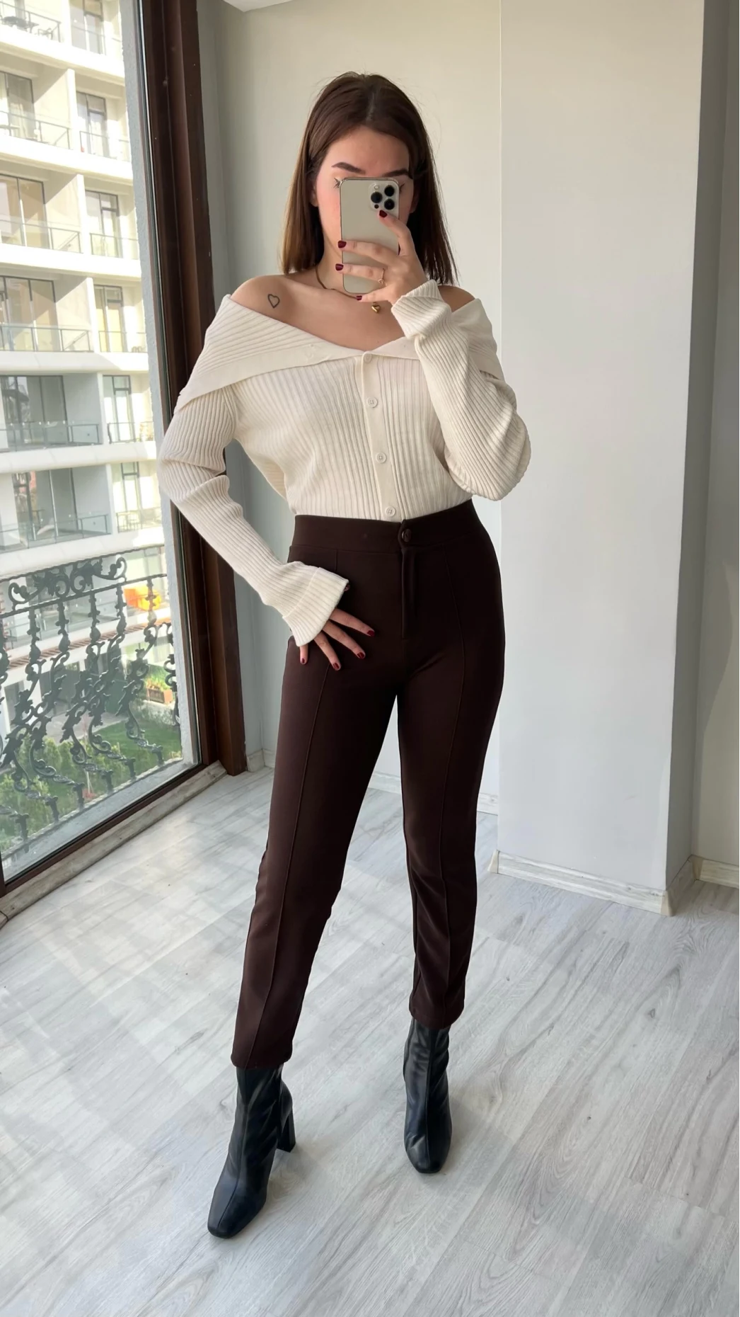 Acı Kahve Çimalı Likralı Pantolon