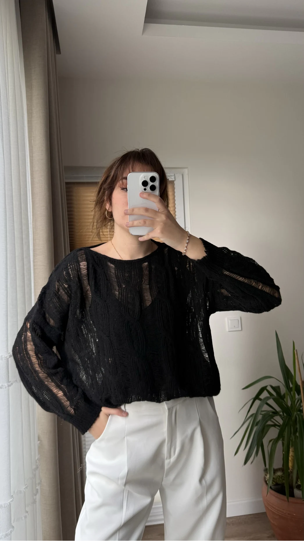 Ajurlu Uzun Siyah Triko