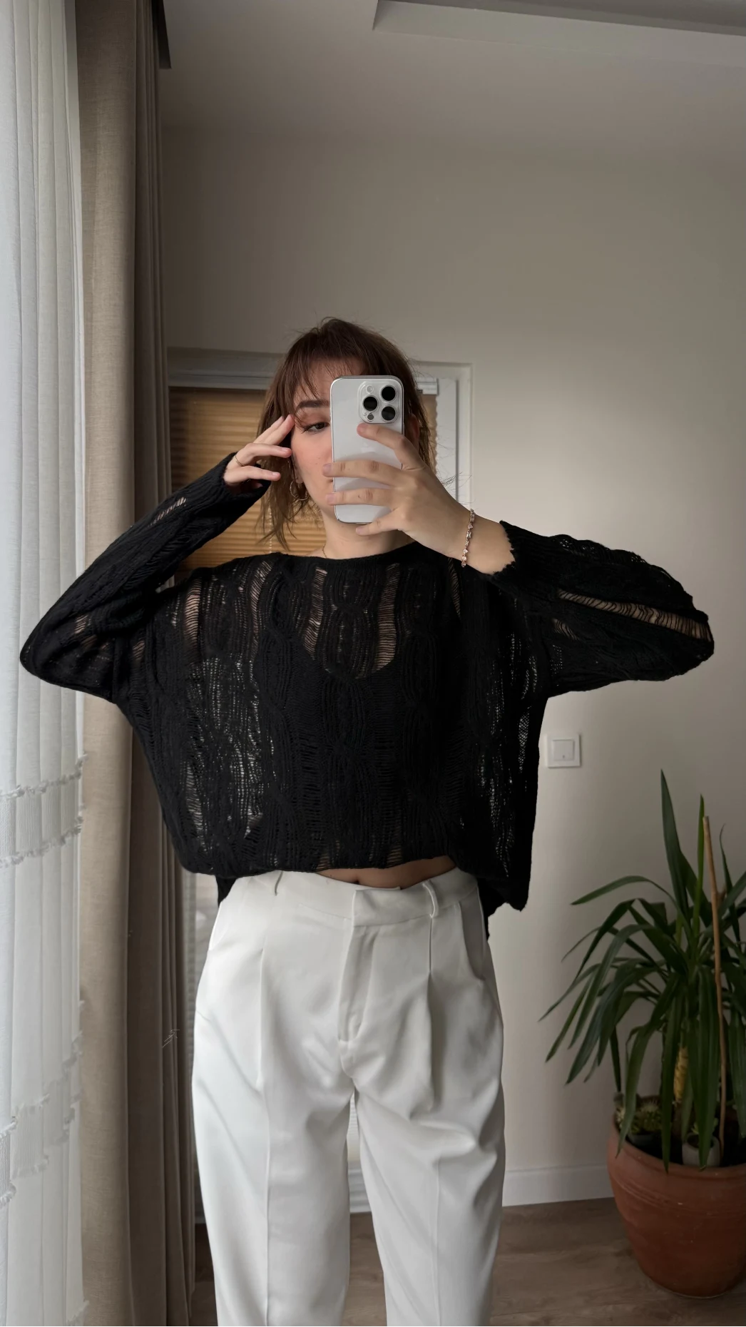 Ajurlu Uzun Siyah Triko