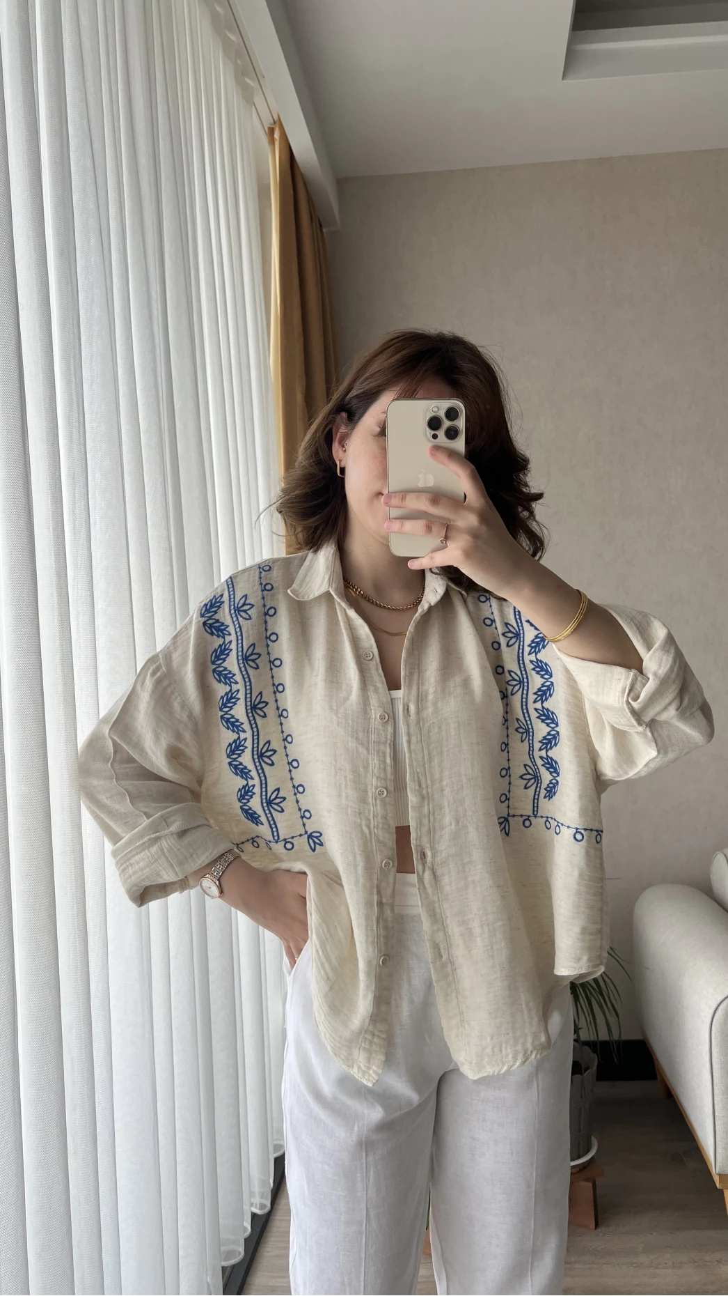 Aramis Nakış Detay Krem Gömlek