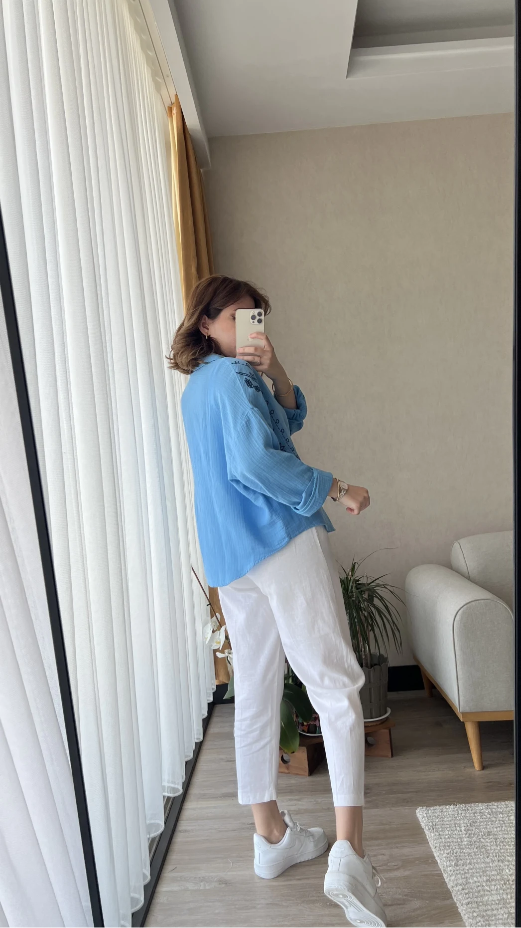 Aramis Nakış Detay Mavi Gömlek