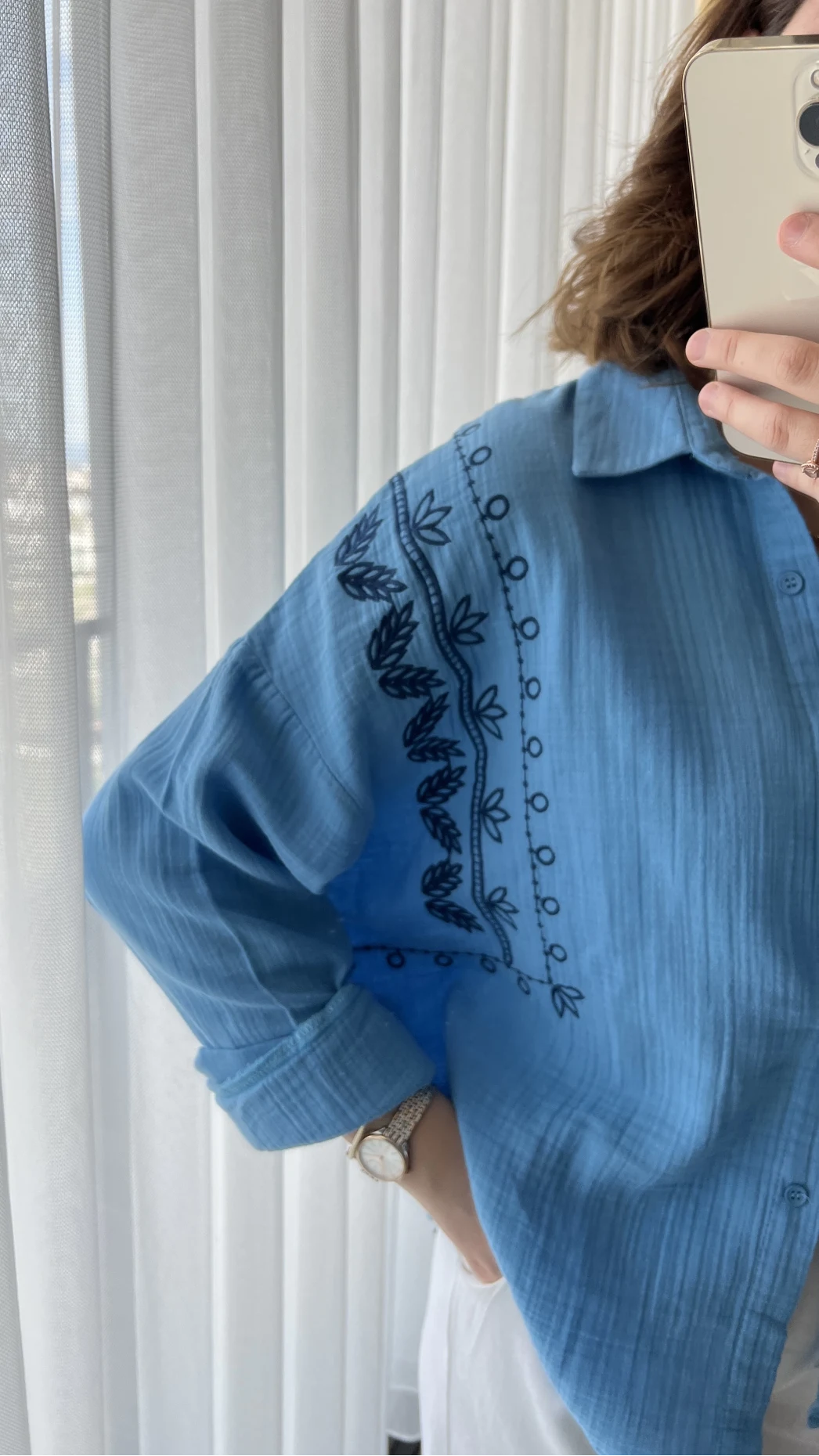 Aramis Nakış Detay Mavi Gömlek