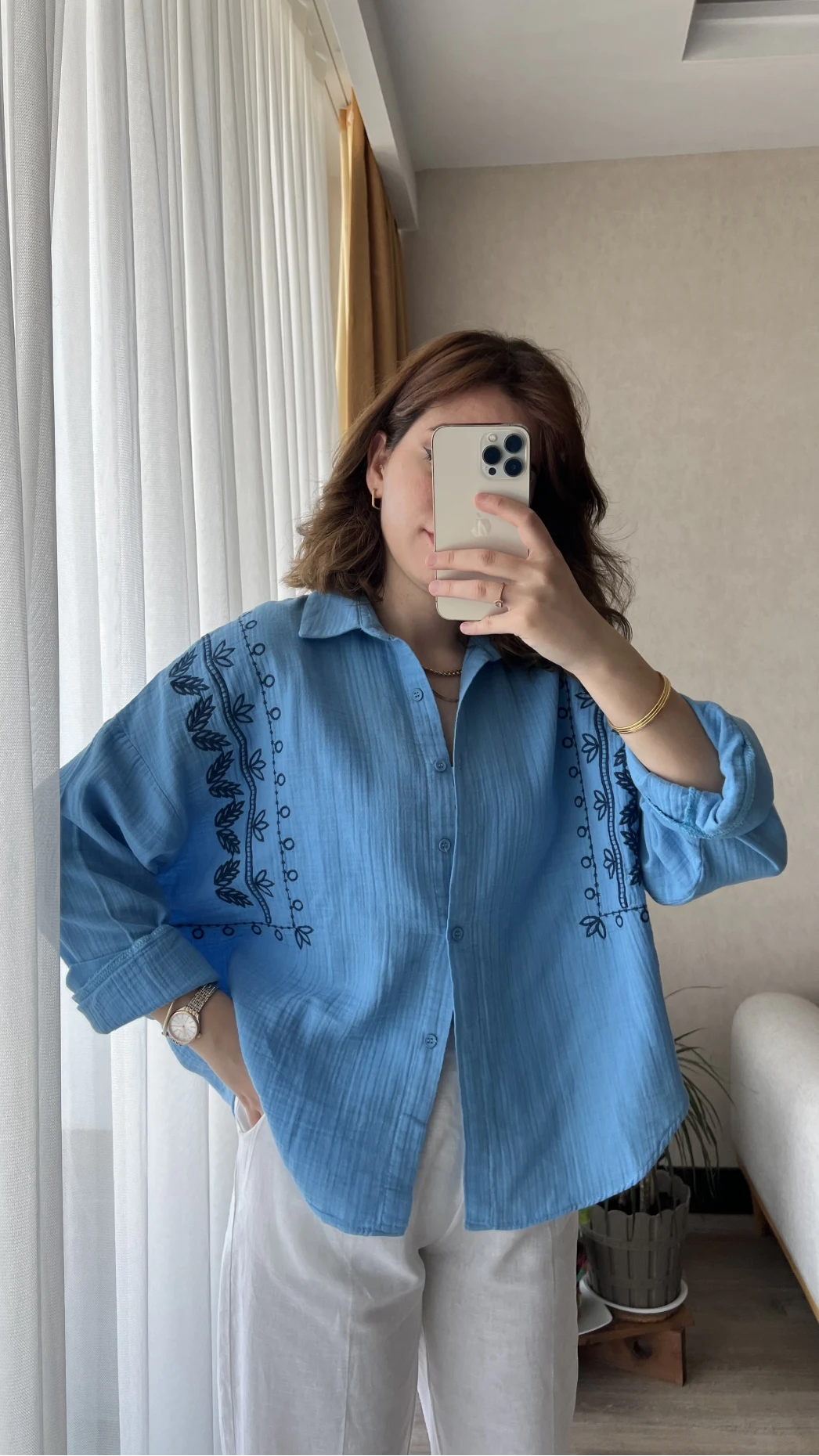 Aramis Nakış Detay Mavi Gömlek