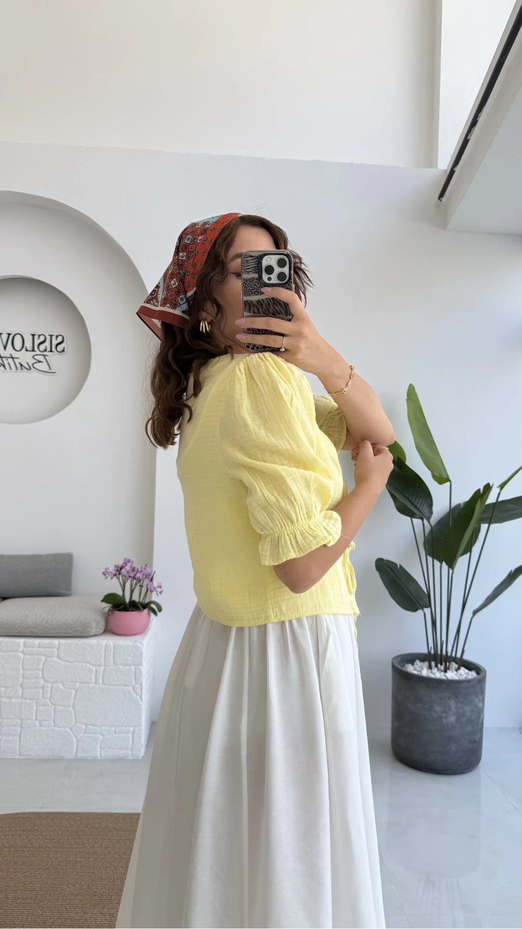 1017 - Arin Kolu Lastik Detay Bluz - Sarı