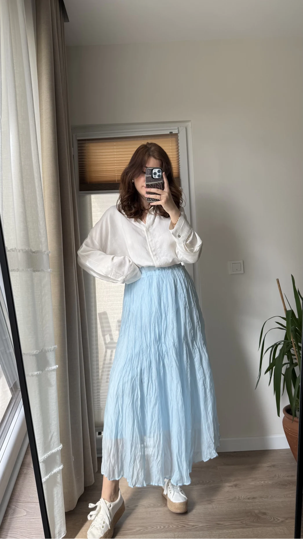 Astarlı Bebe Mavisi Kloş Kırışık Etek