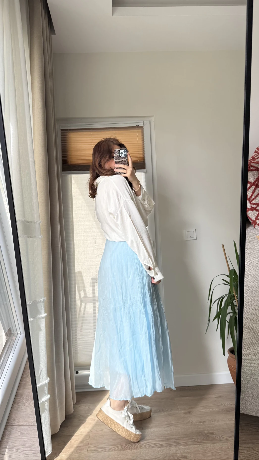 Astarlı Bebe Mavisi Kloş Kırışık Etek