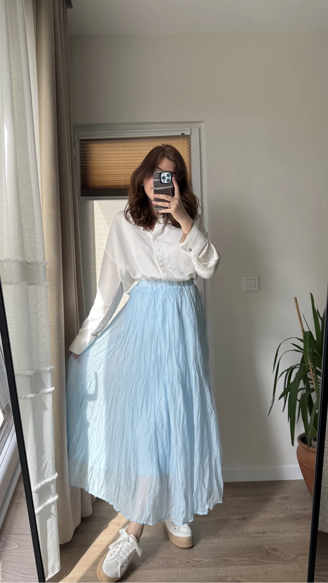 Astarlı Bebe Mavisi Kloş Kırışık Etek