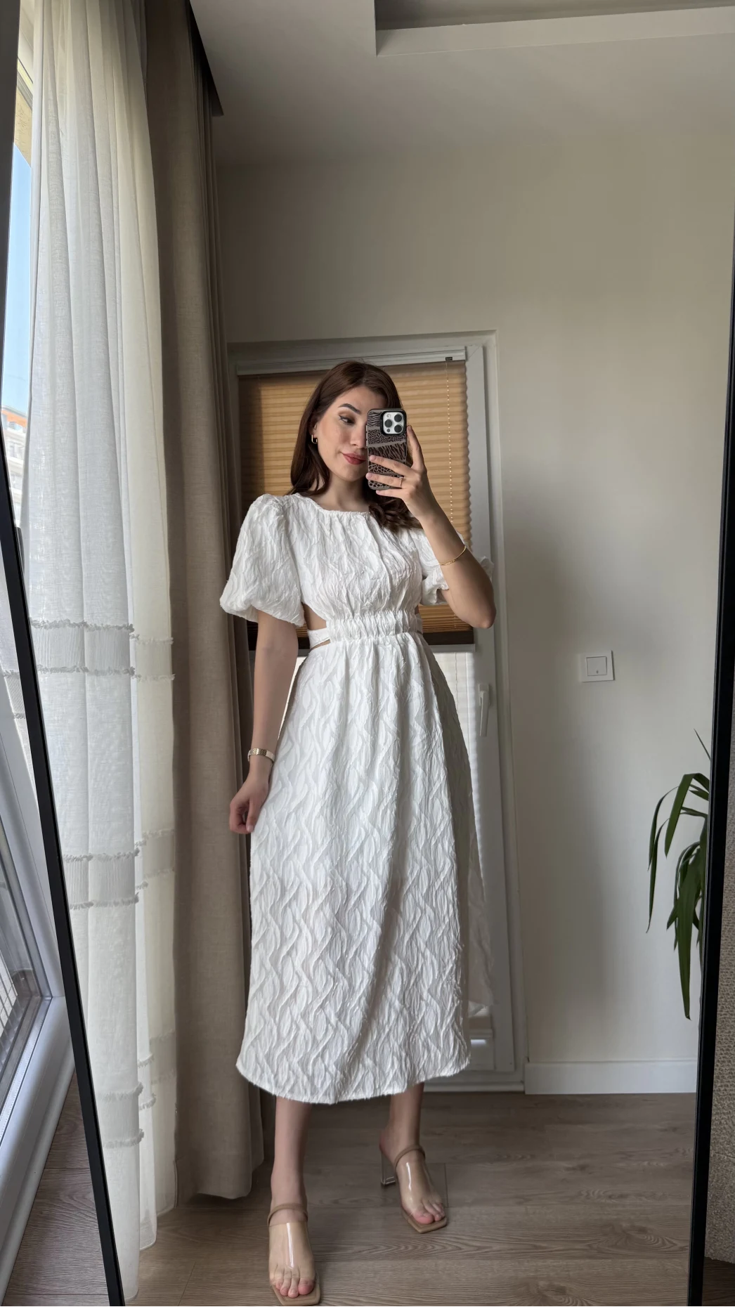 Balon Kol Kuşaklı Beyaz Elbise - 7976