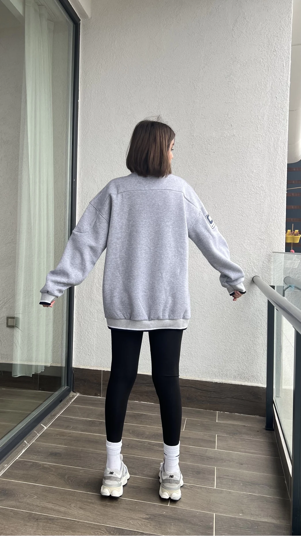 Beers Nakışlı Oversize Gri Sweat
