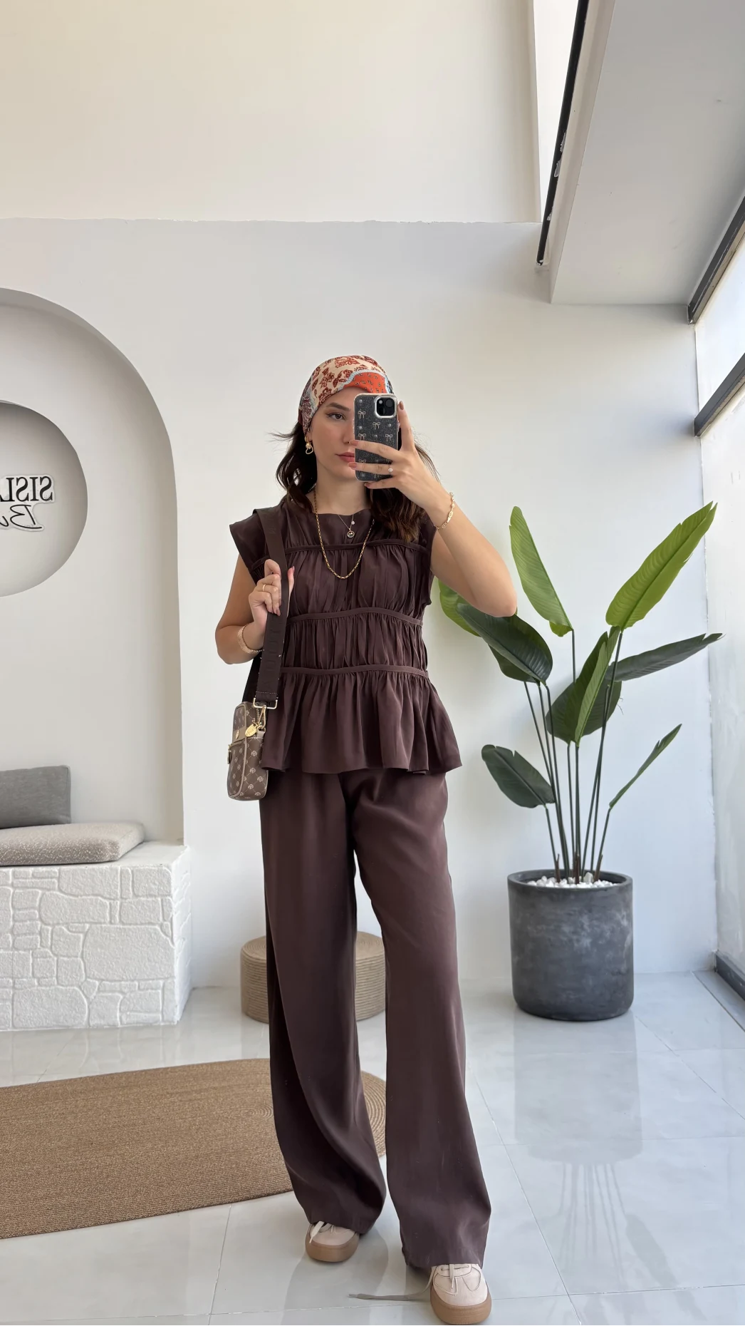 Begonia Gipeli Kat Detay Takım - Kahve