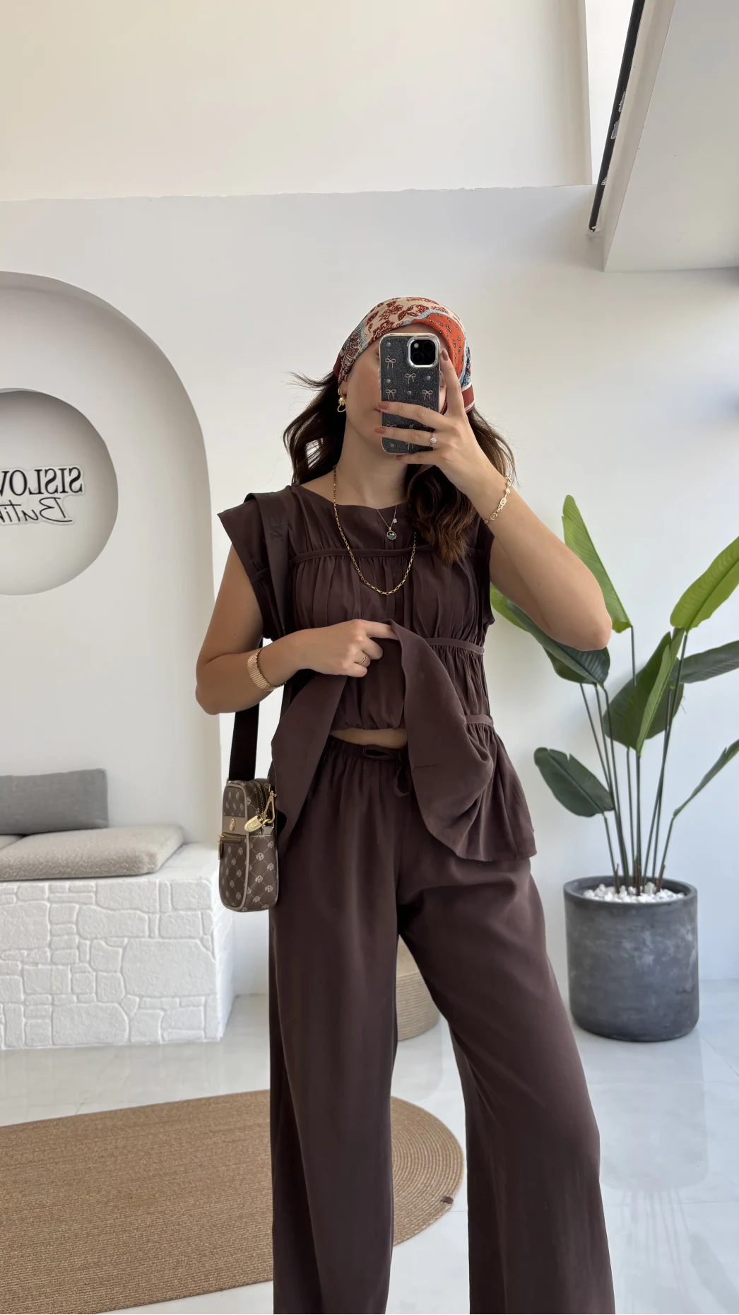 Begonia Gipeli Kat Detay Takım - Kahve