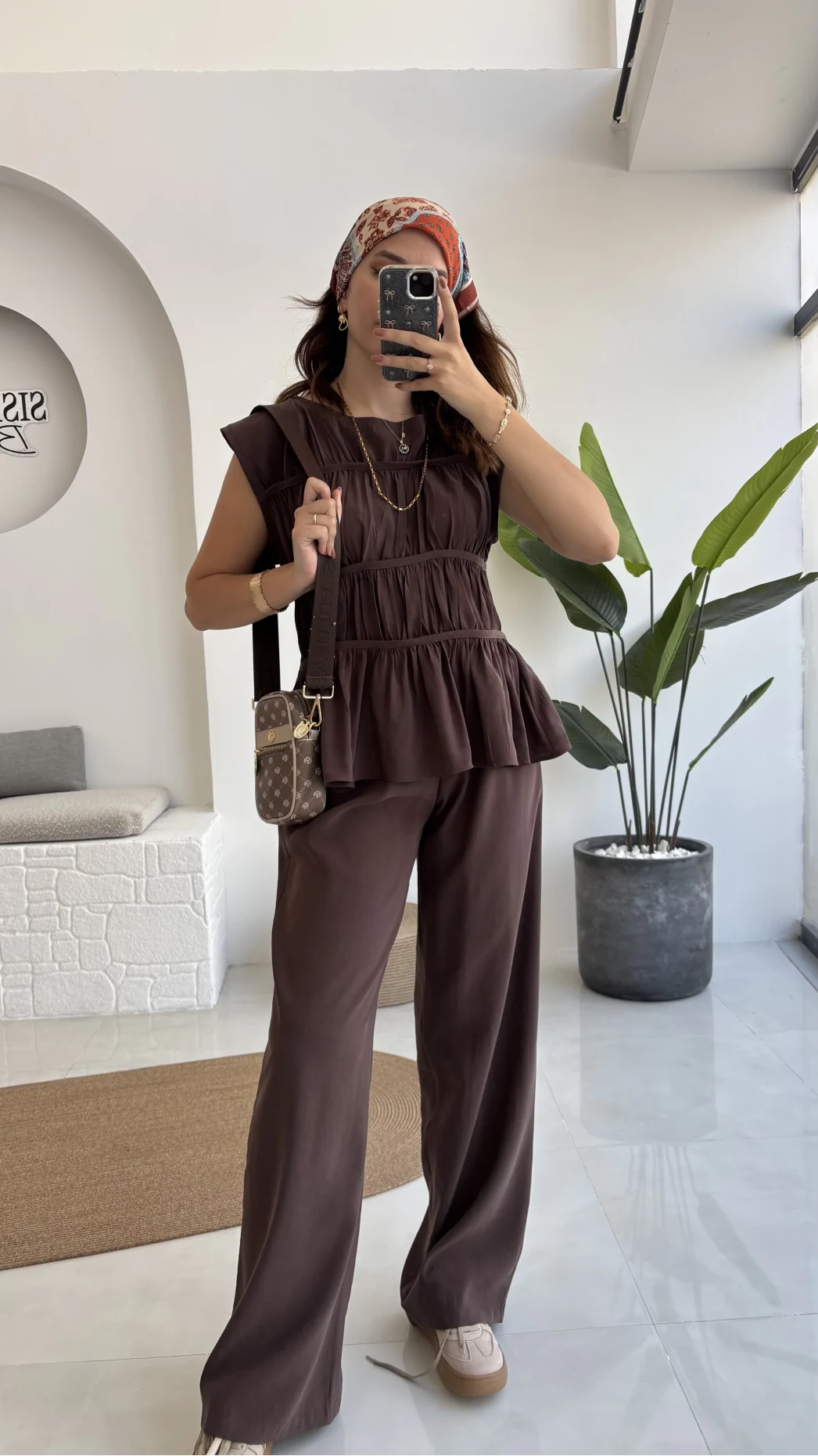 Begonia Gipeli Kat Detay Takım - Kahve