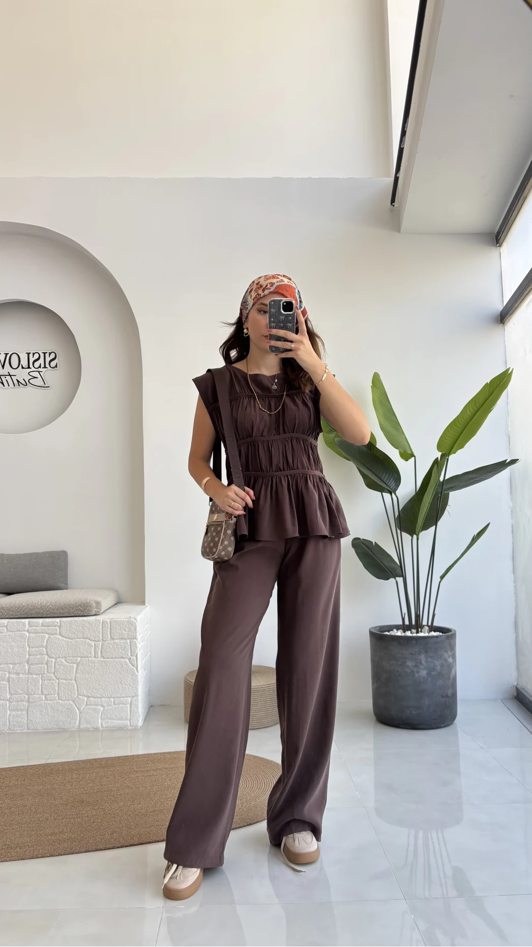 Begonia Gipeli Kat Detay Takım - Kahve