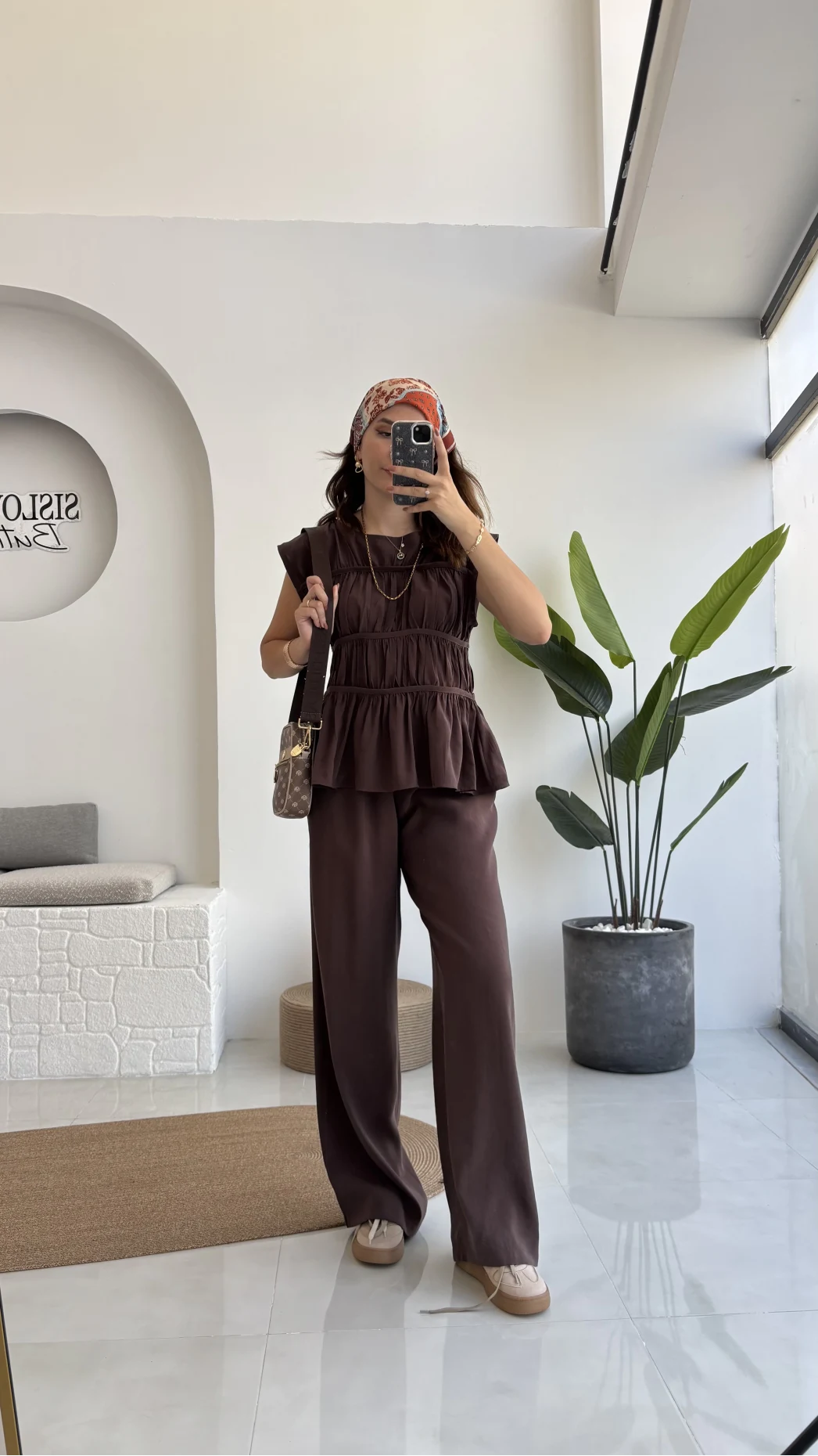 Begonia Gipeli Kat Detay Takım - Kahve