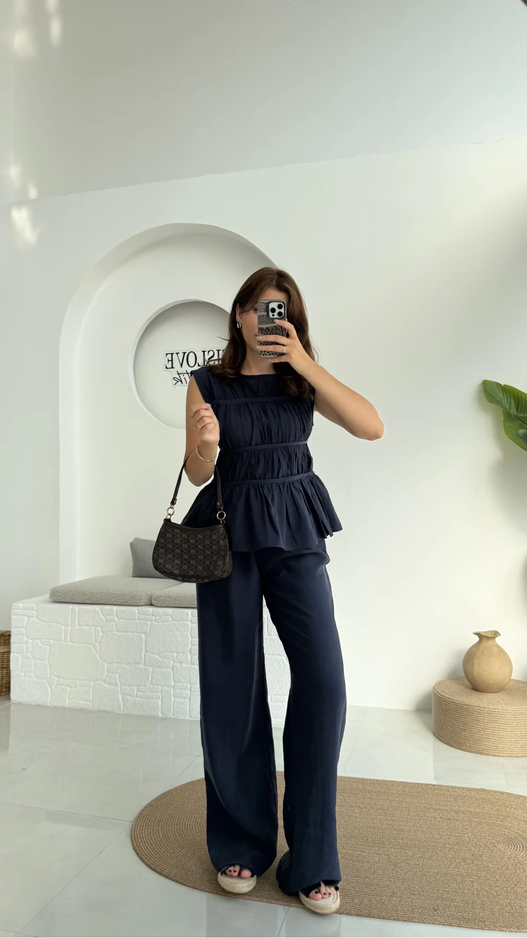 Begonia Gipeli Kat Detay Takım - Lacivert