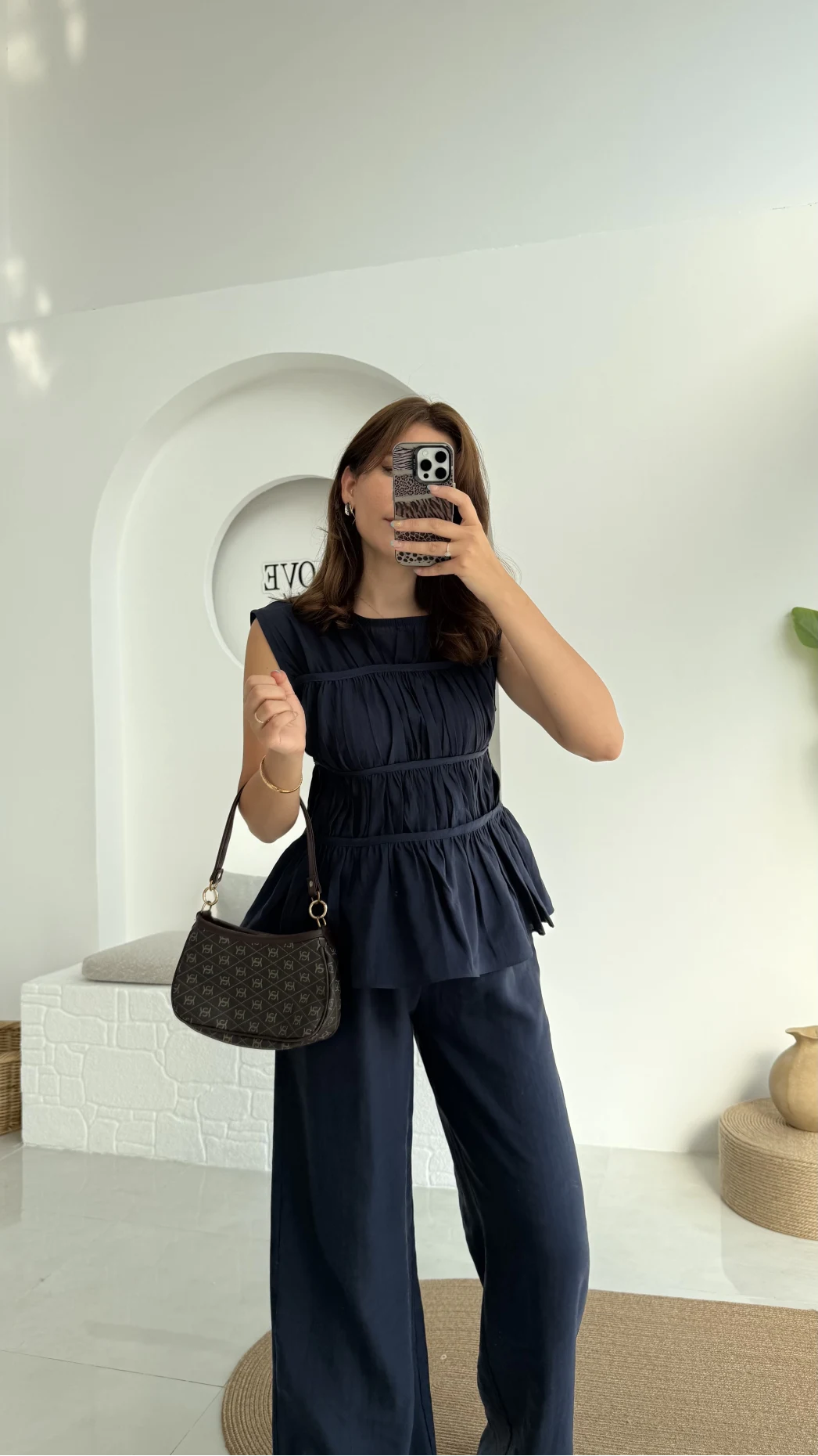 Begonia Gipeli Kat Detay Takım - Lacivert