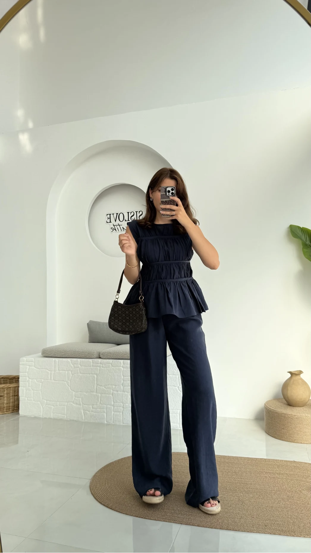 Begonia Gipeli Kat Detay Takım - Lacivert