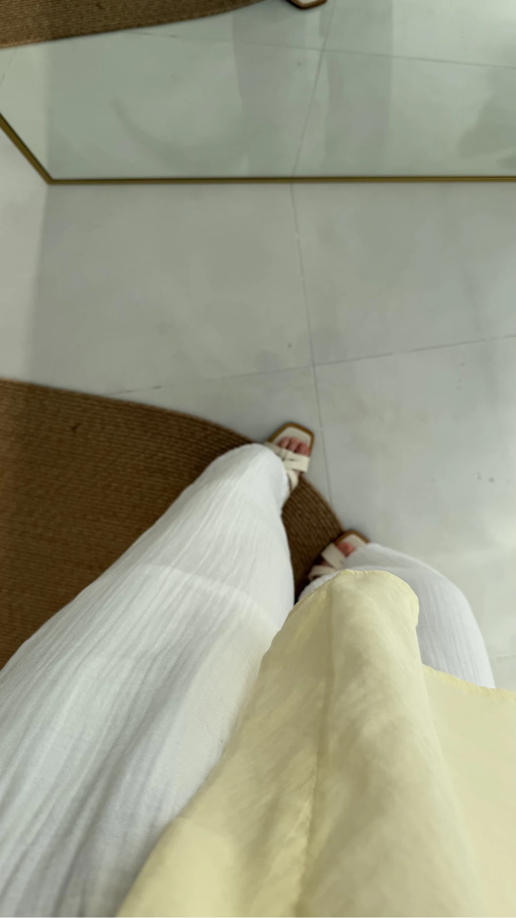 Beyaz Astarlı Pantolon