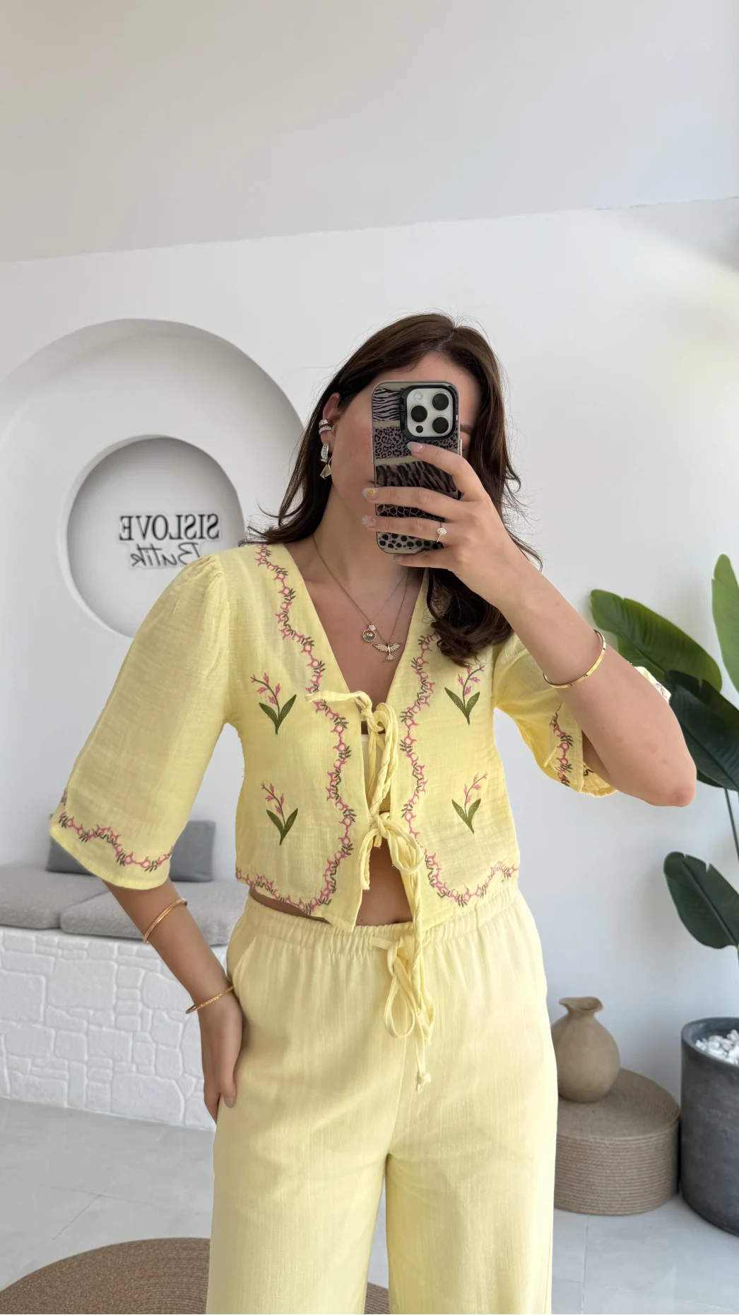 Bodrum Bluz Müslin Kumaş Nakış Detay - Sarı