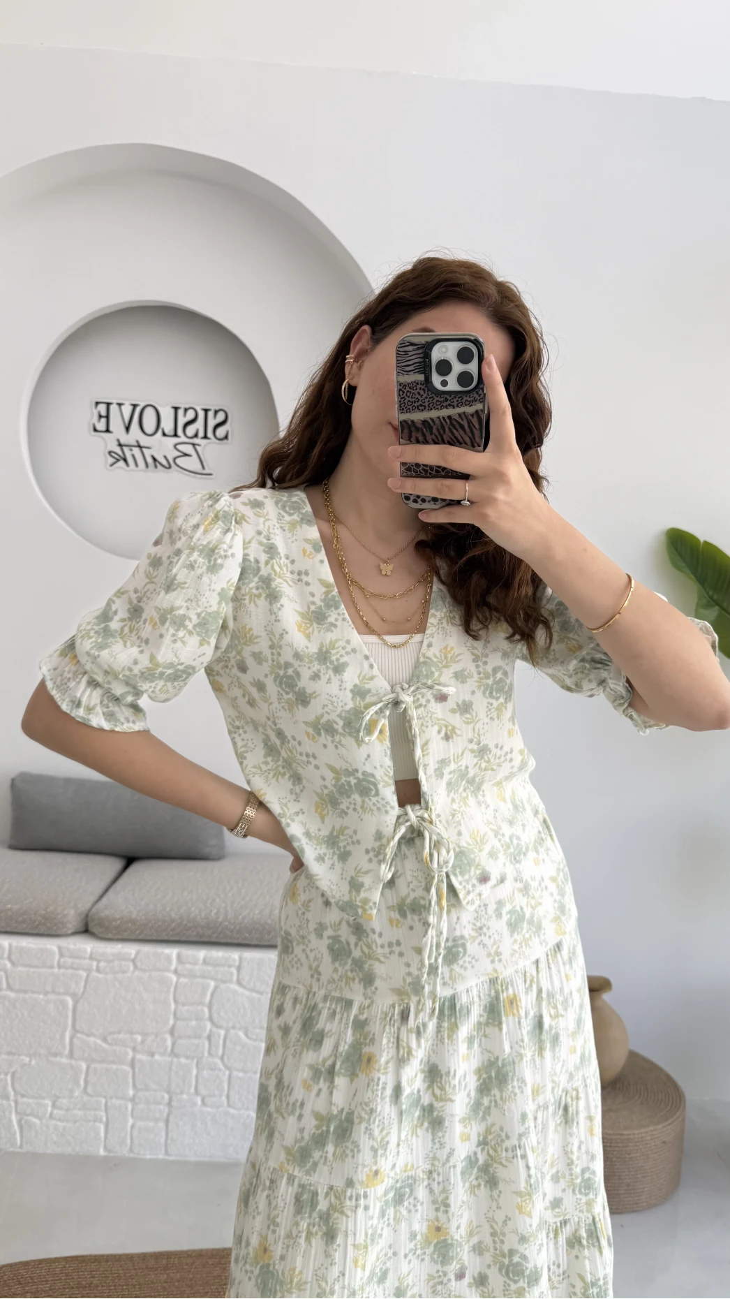 Bratislava Serisi Çiçekli Bluz - Yeşil - 1029