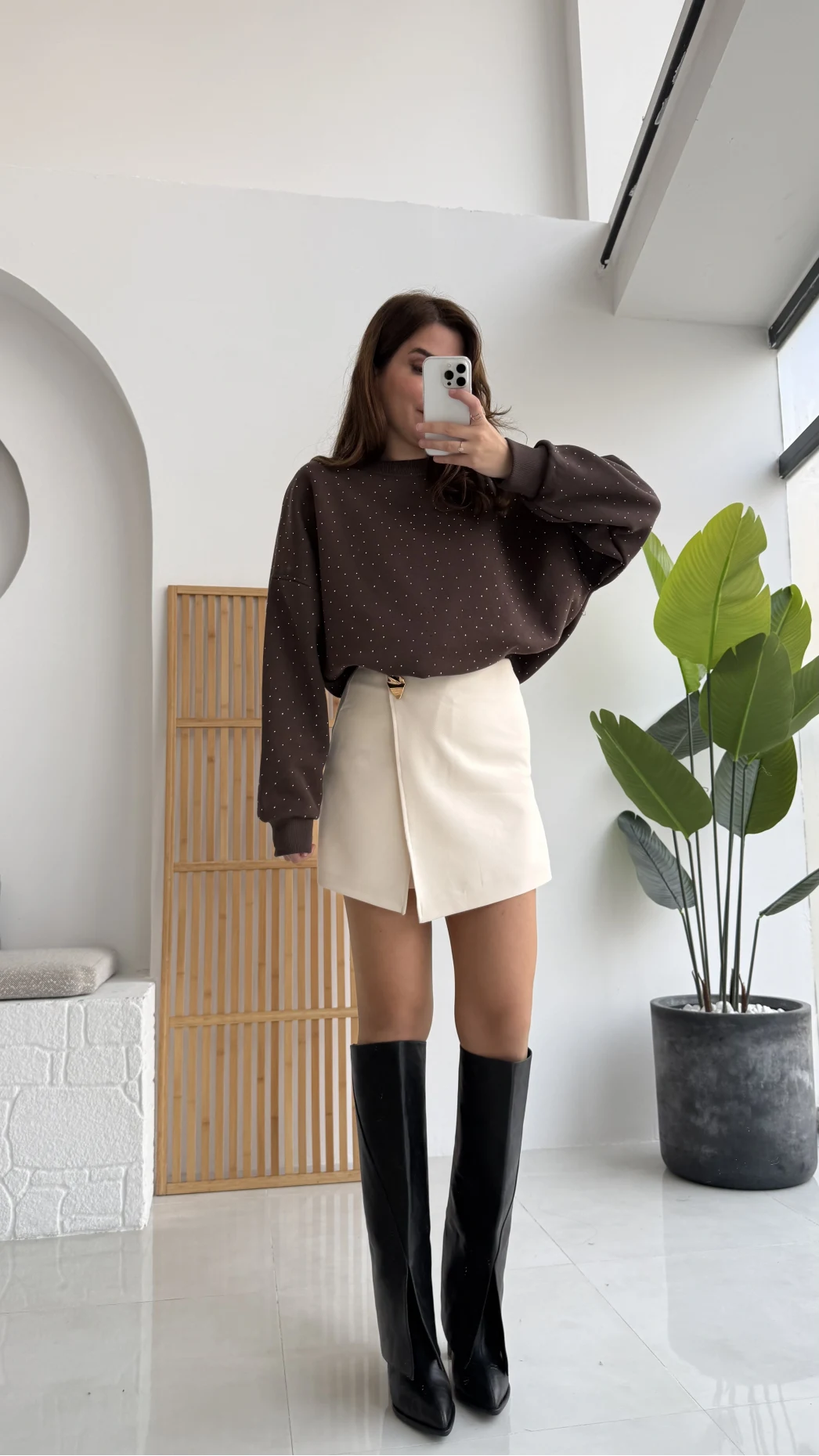 Broşlu Şort Etek - Ekru