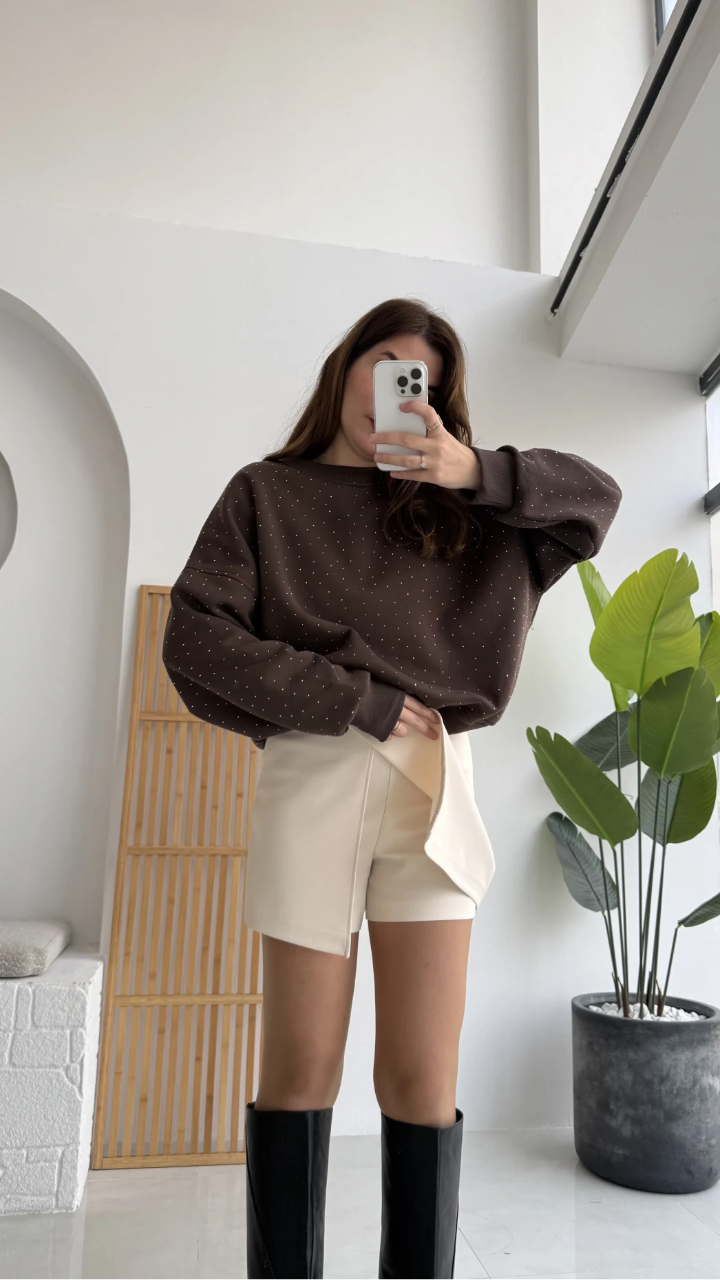 Broşlu Şort Etek - Ekru