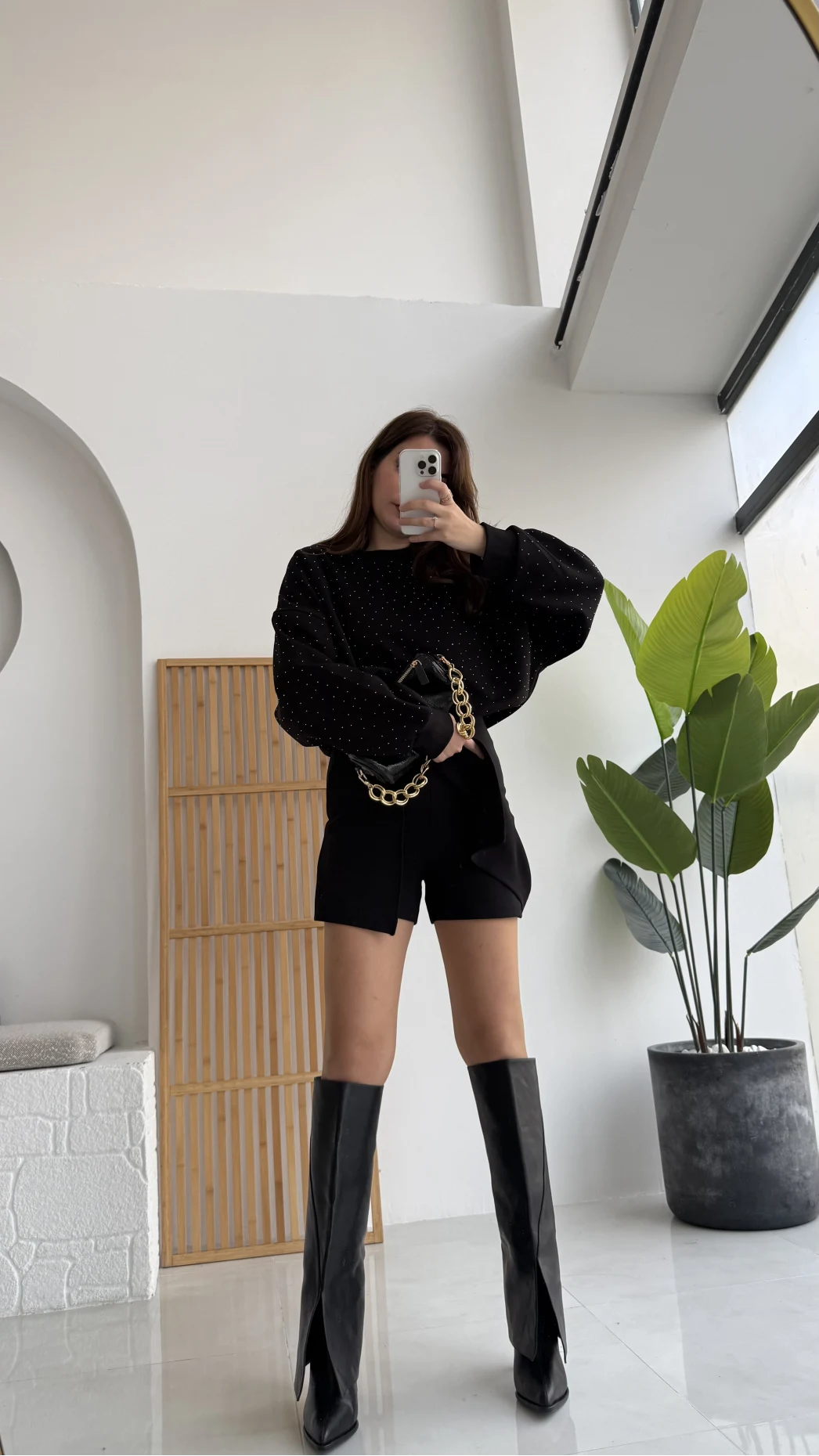 Broşlu Şort Etek - Siyah