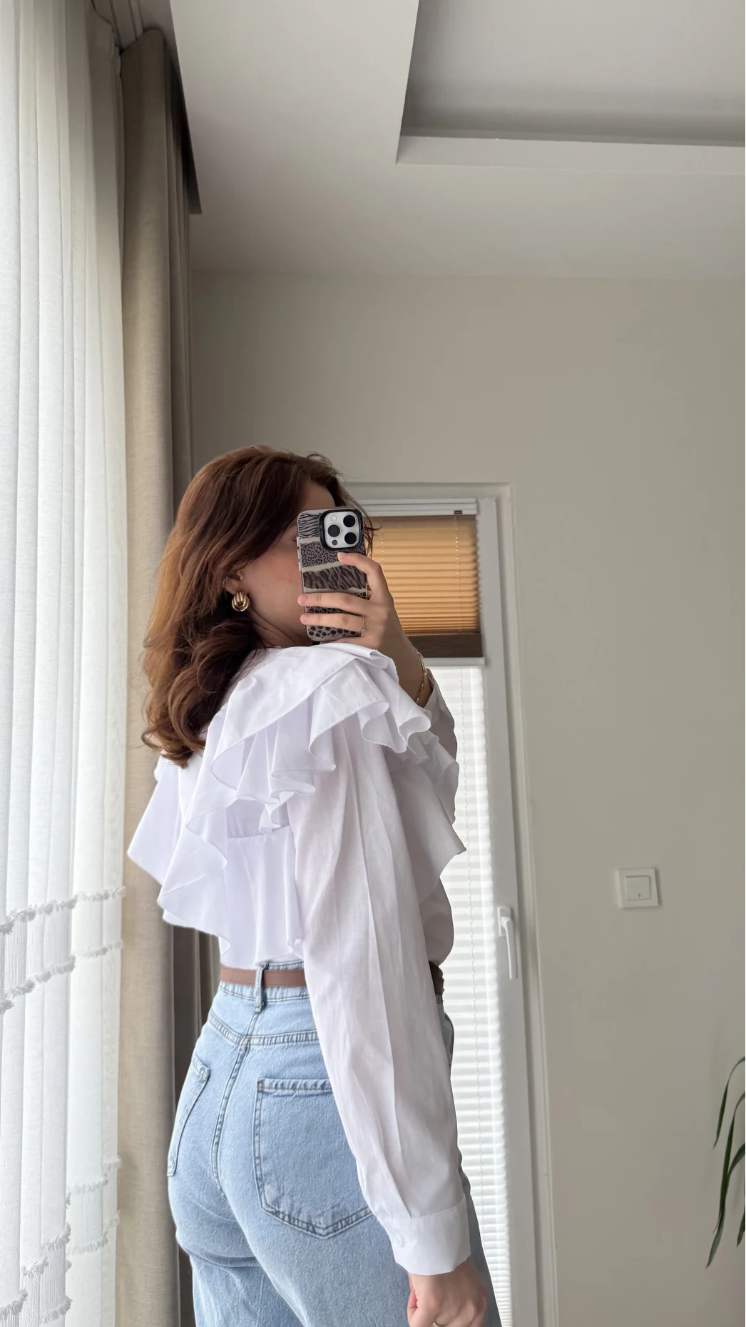 Bukle Fırfırlı Gömlek Beyaz