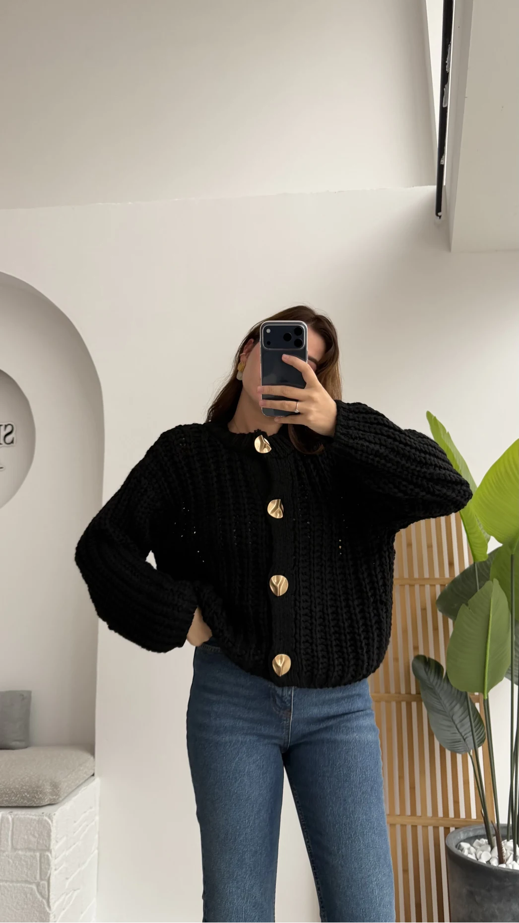 Büyük Düğmeli Örgü Hırka - Siyah