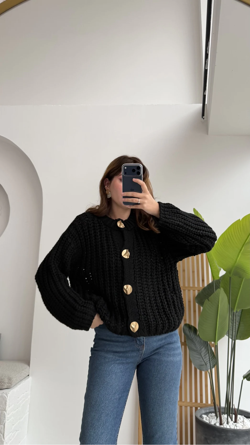 Büyük Düğmeli Örgü Hırka - Siyah