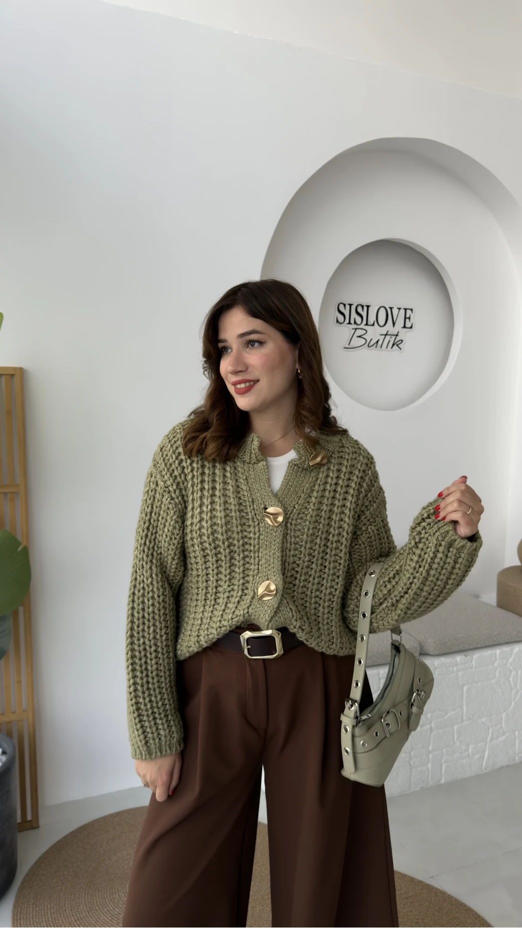 Büyük Düğmeli Örgü Hırka - Yeşil