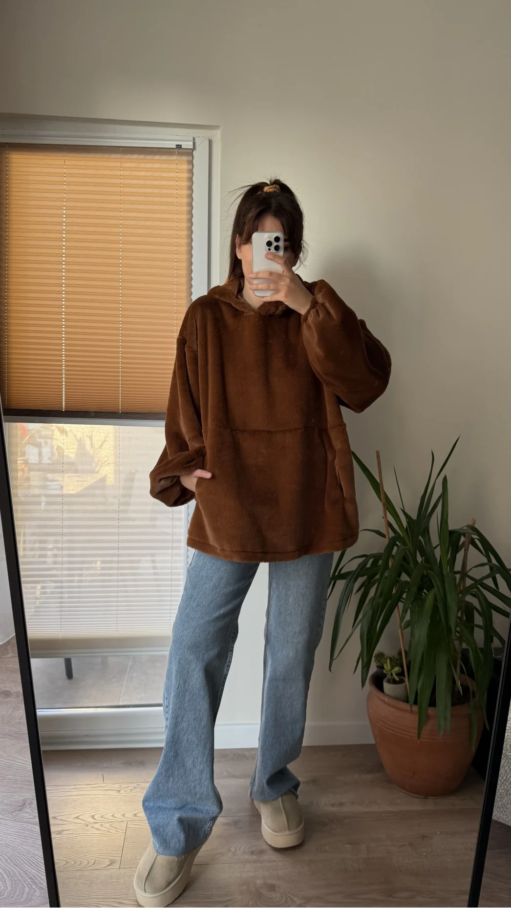 Cepli Peluş Uzun Kapüşonlu Sweatshirt Acı Kahve