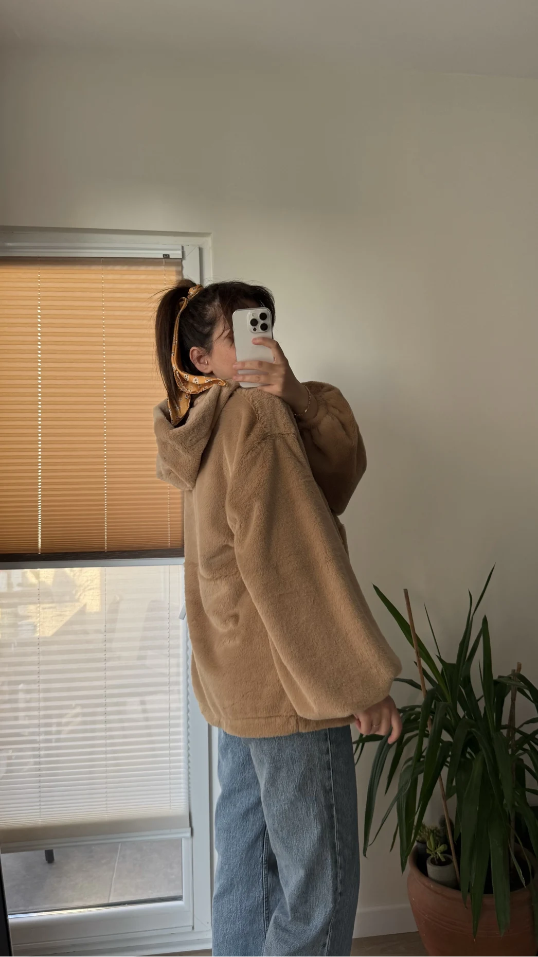 Cepli Peluş Uzun Kapüşonlu Sweatshirt Camel
