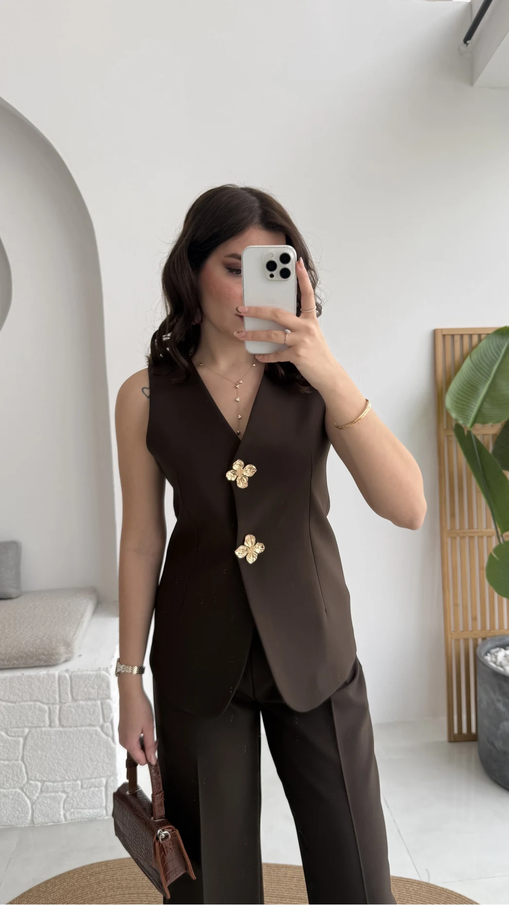 Çiçek Düğmeli Yelek Takım - Acı Kahve - Kod: 8888