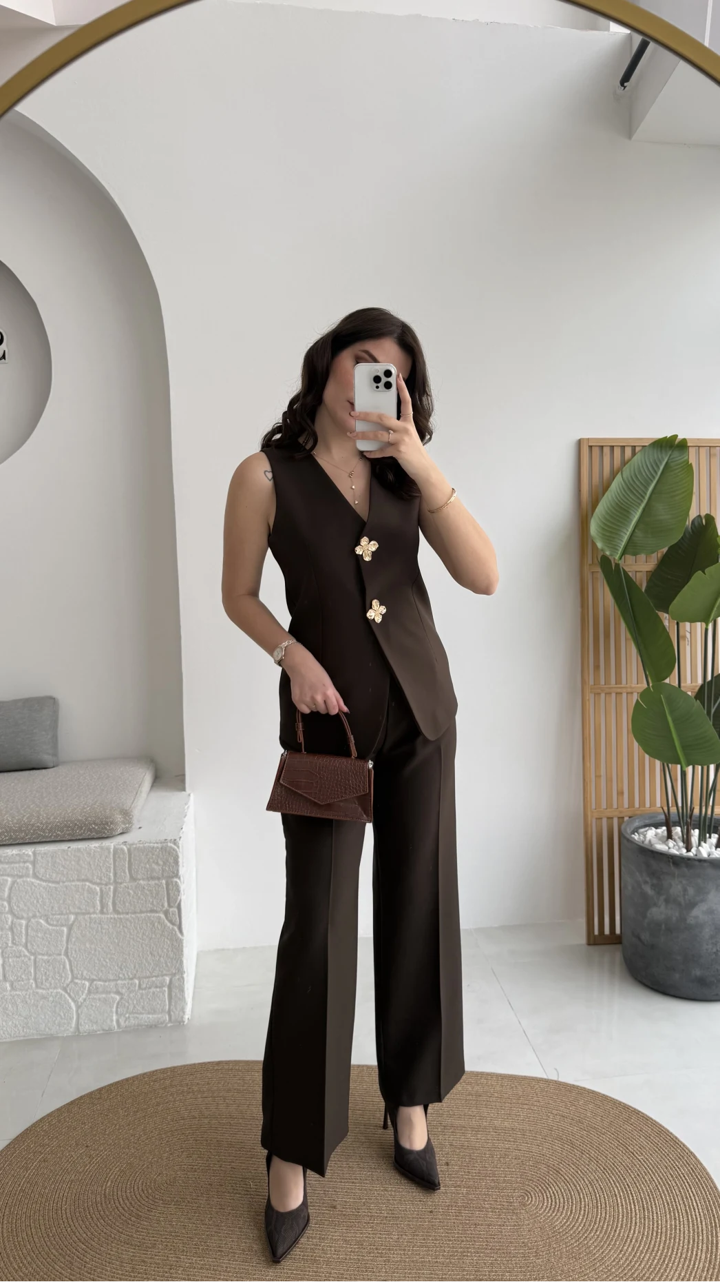 Çiçek Düğmeli Yelek Takım - Acı Kahve - Kod: 8888