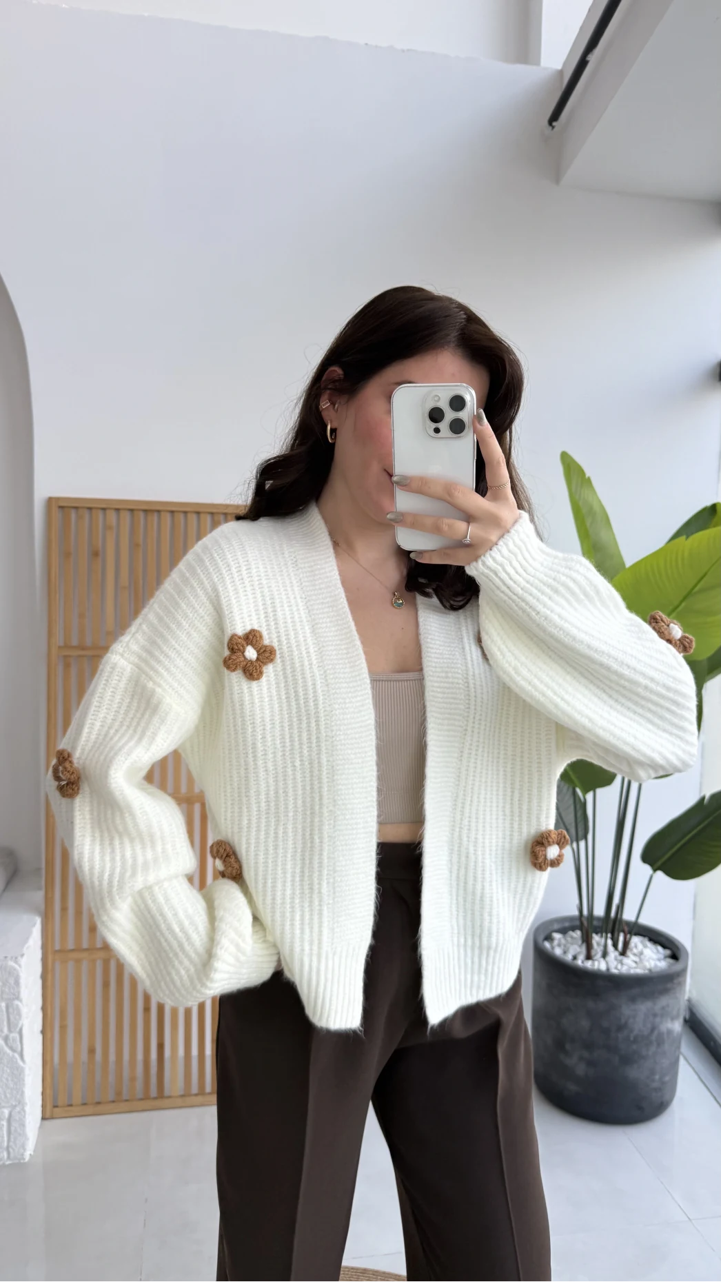 Çiçekli Hırka Ekru