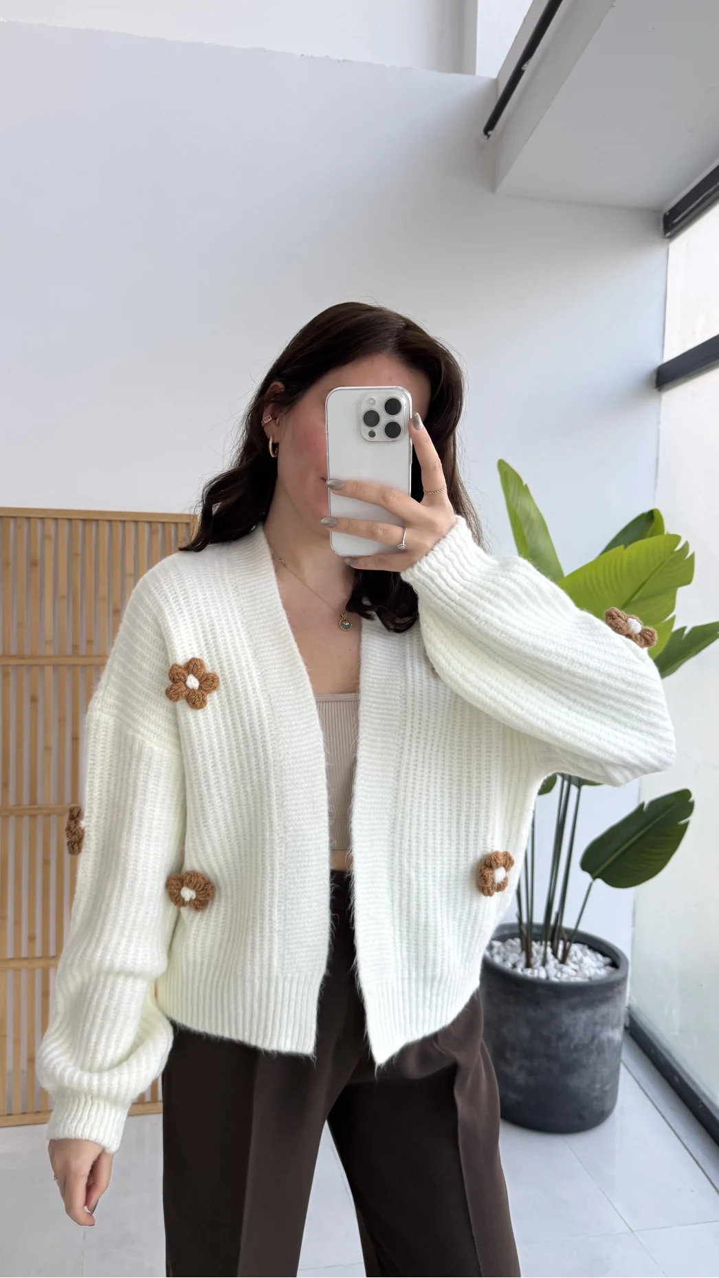 Çiçekli Hırka Ekru