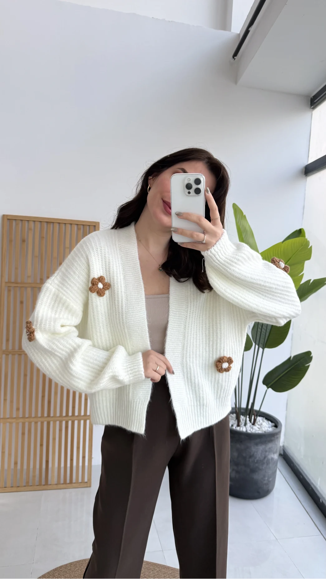 Çiçekli Hırka Ekru