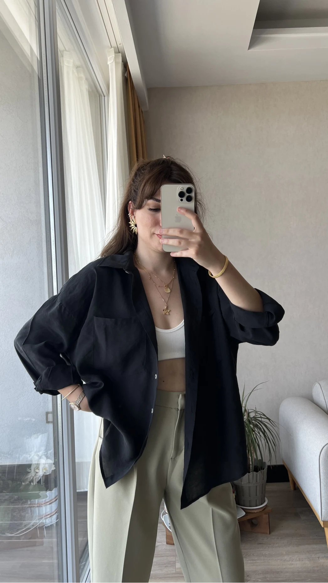 Çift Cepli Siyah Modal Gömlek