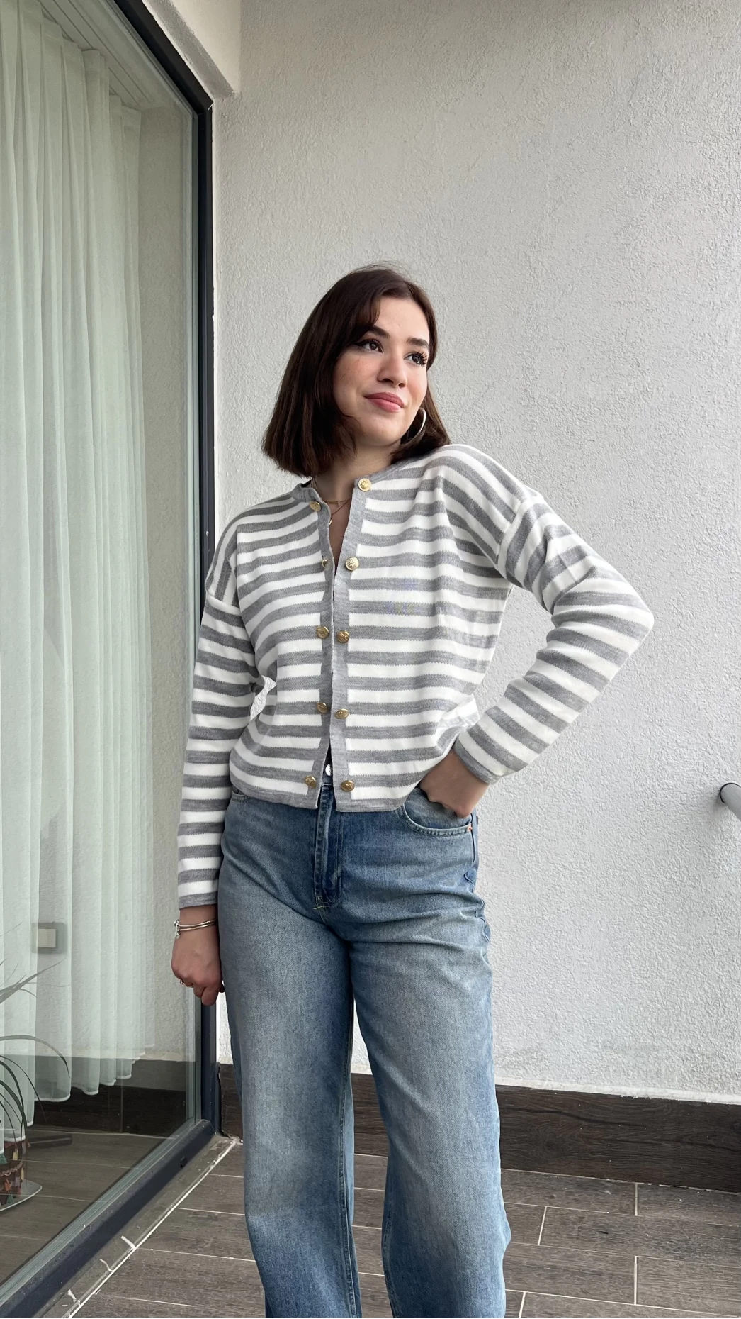 Çizgili Gri Çift Düğmeli Hırka