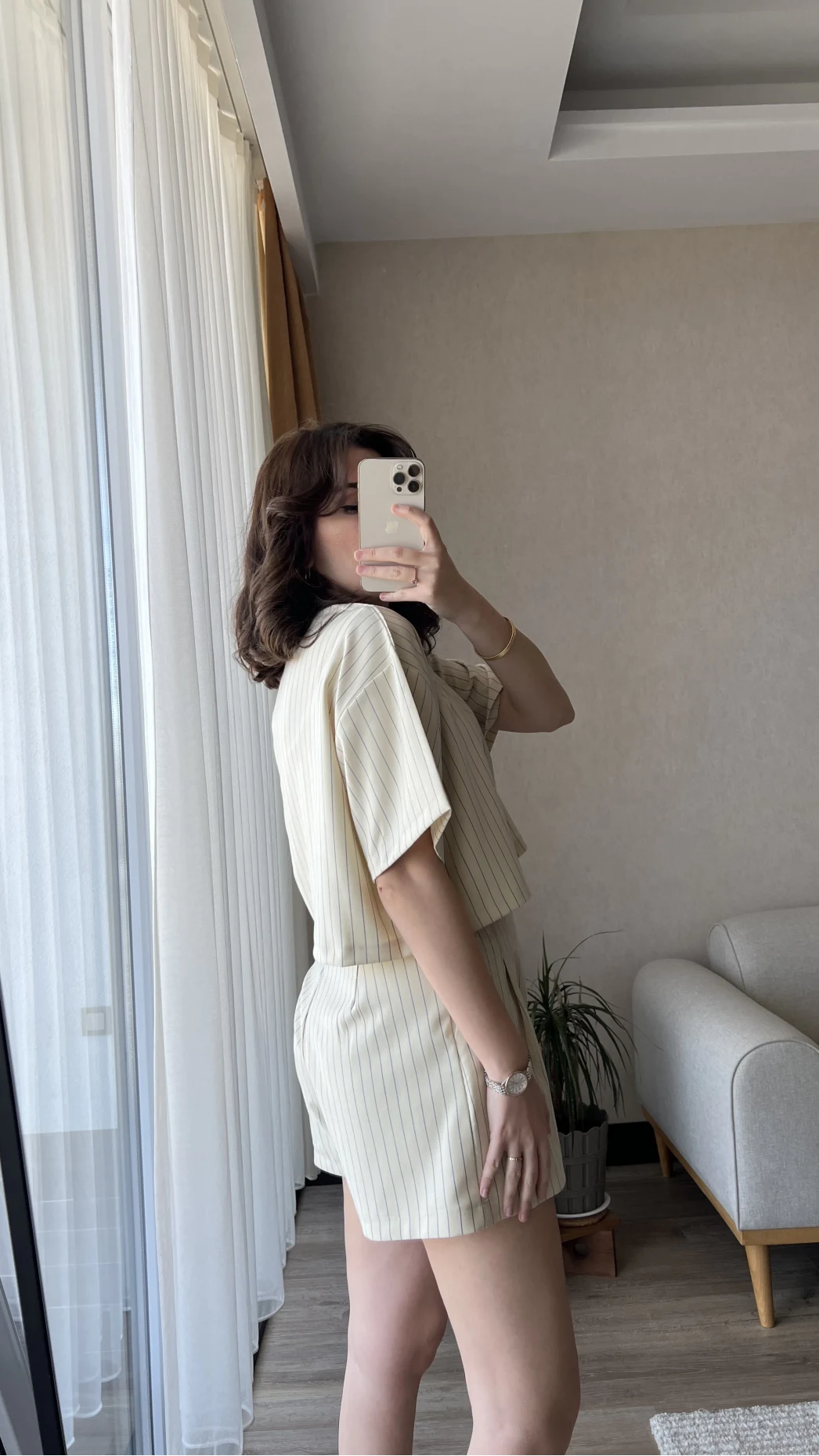 Çizgili Şortlu Takım Krem